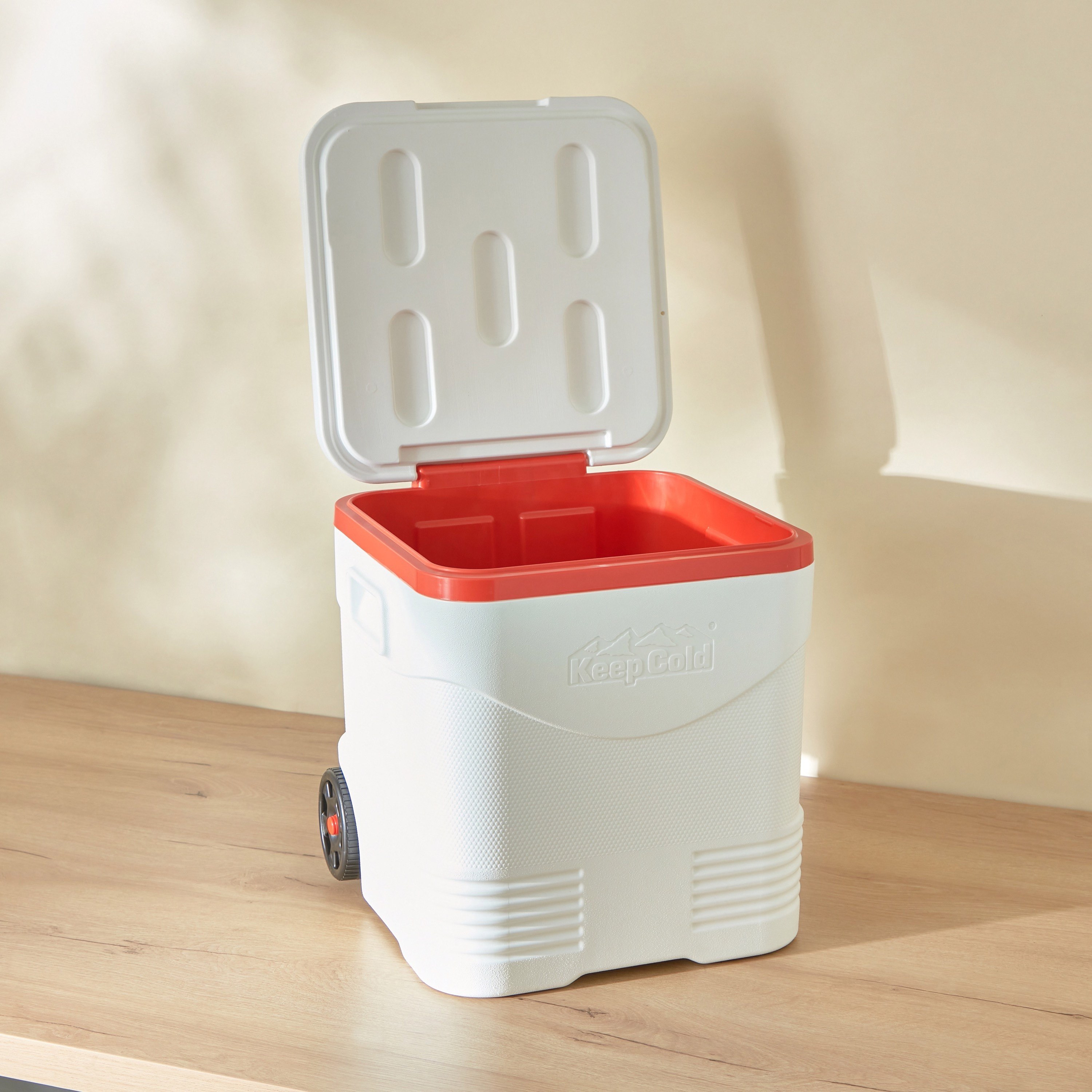 صندوق ثلج ترولي للرحلات من كيب كولد - 45 لتر-hbxhomeware-hbxkitchen-image-3
