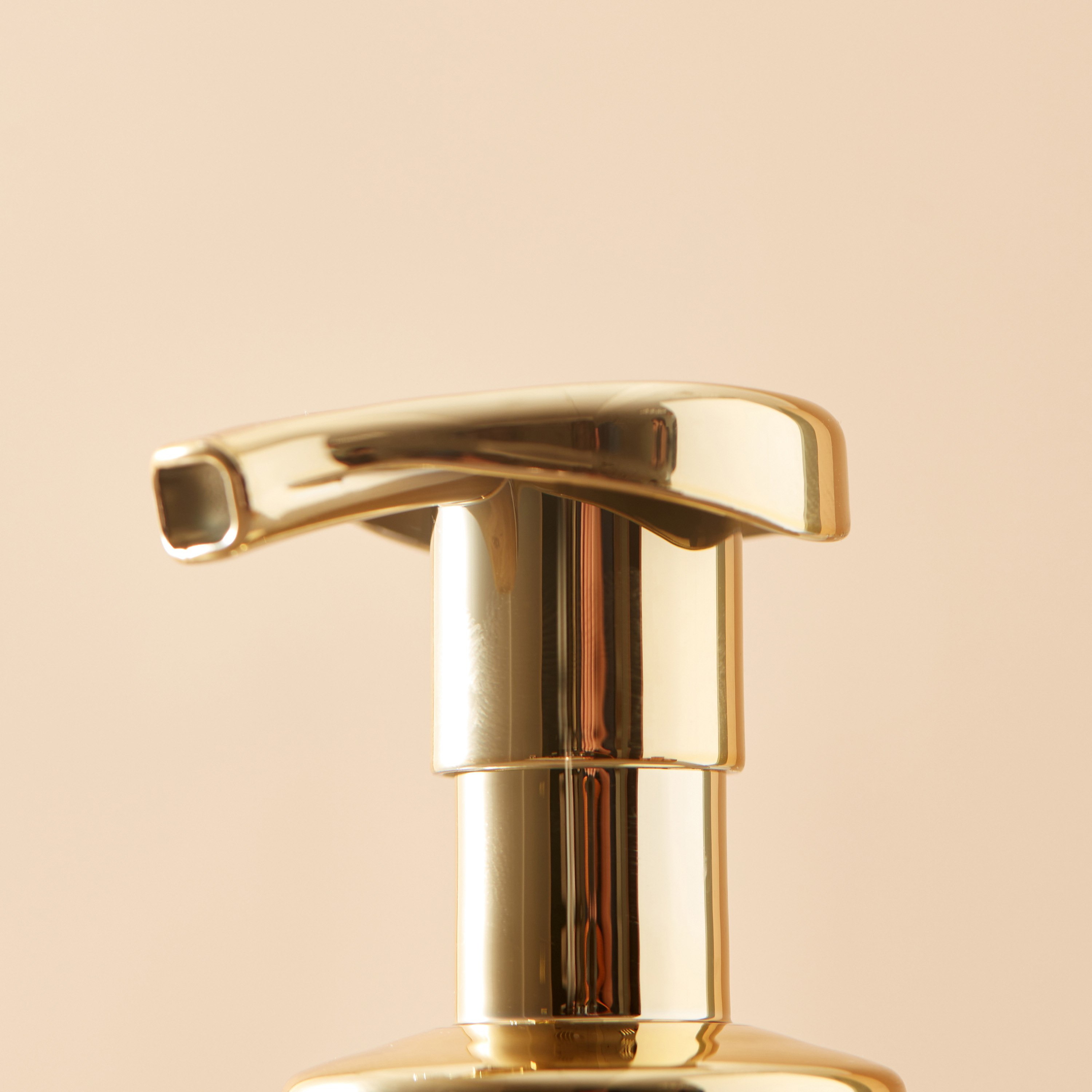 غسول يد عود من كالا حامدي لاكشري - 350 مل-hbxdecorandfurnishings-homefragrance-roomfreshnersandaromamist-image-3