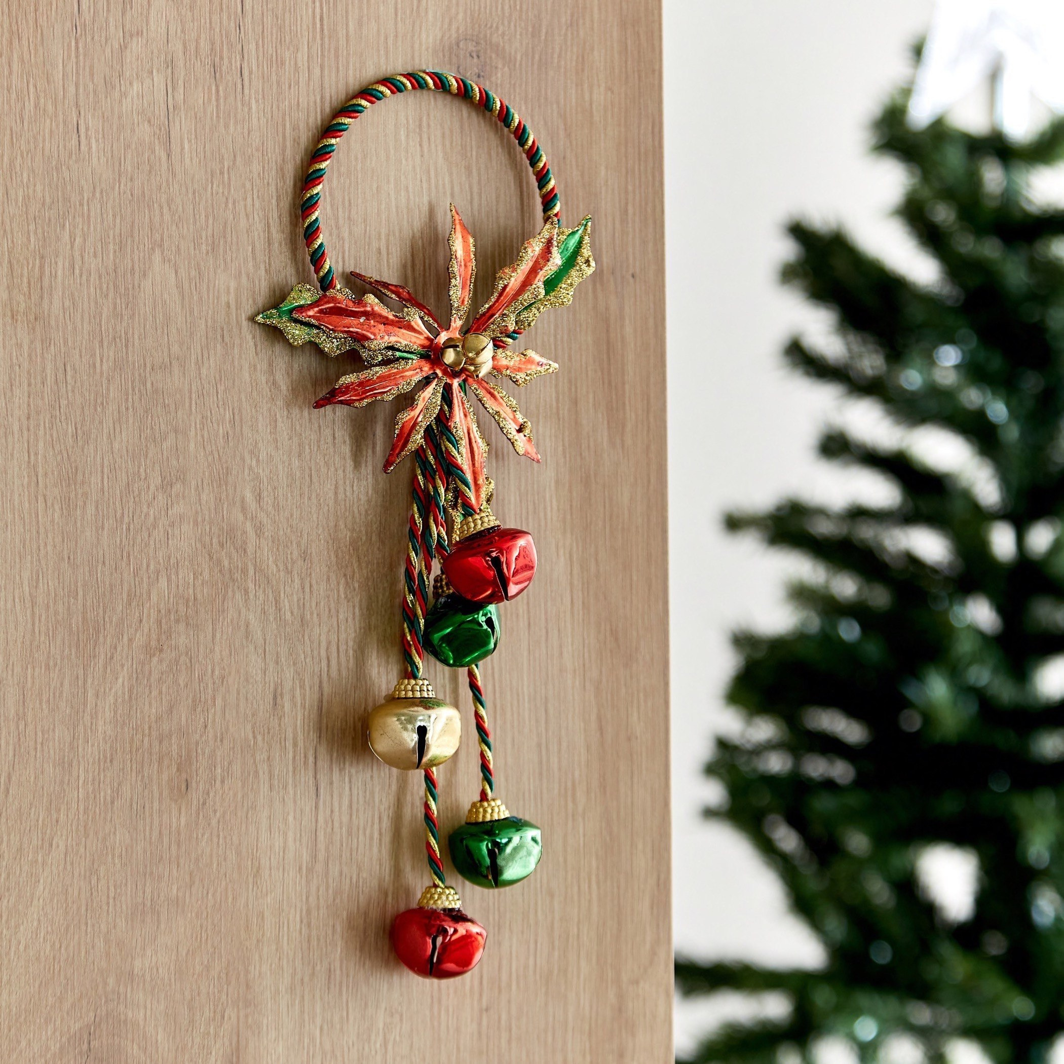 Alaska Christmas Nutbell Door Hanger with Poinsettia - 30 cm-hbxhomeware-hbxdecorandfurnishings-image-1