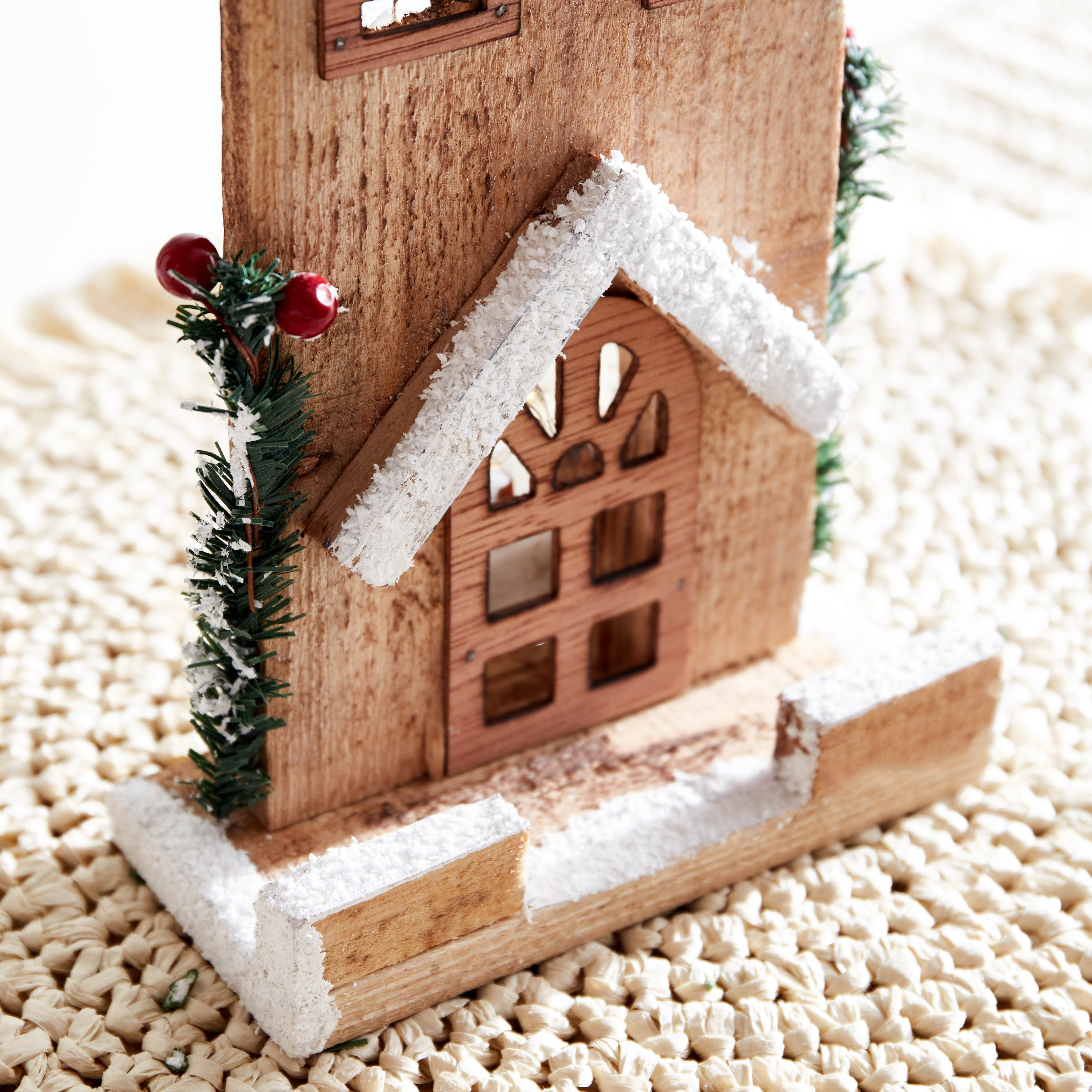 منزل مسطح مضيء للكريسماس من ألاسكا - 31 سم-hbxhomeware-hbxdecorandfurnishings-image-4