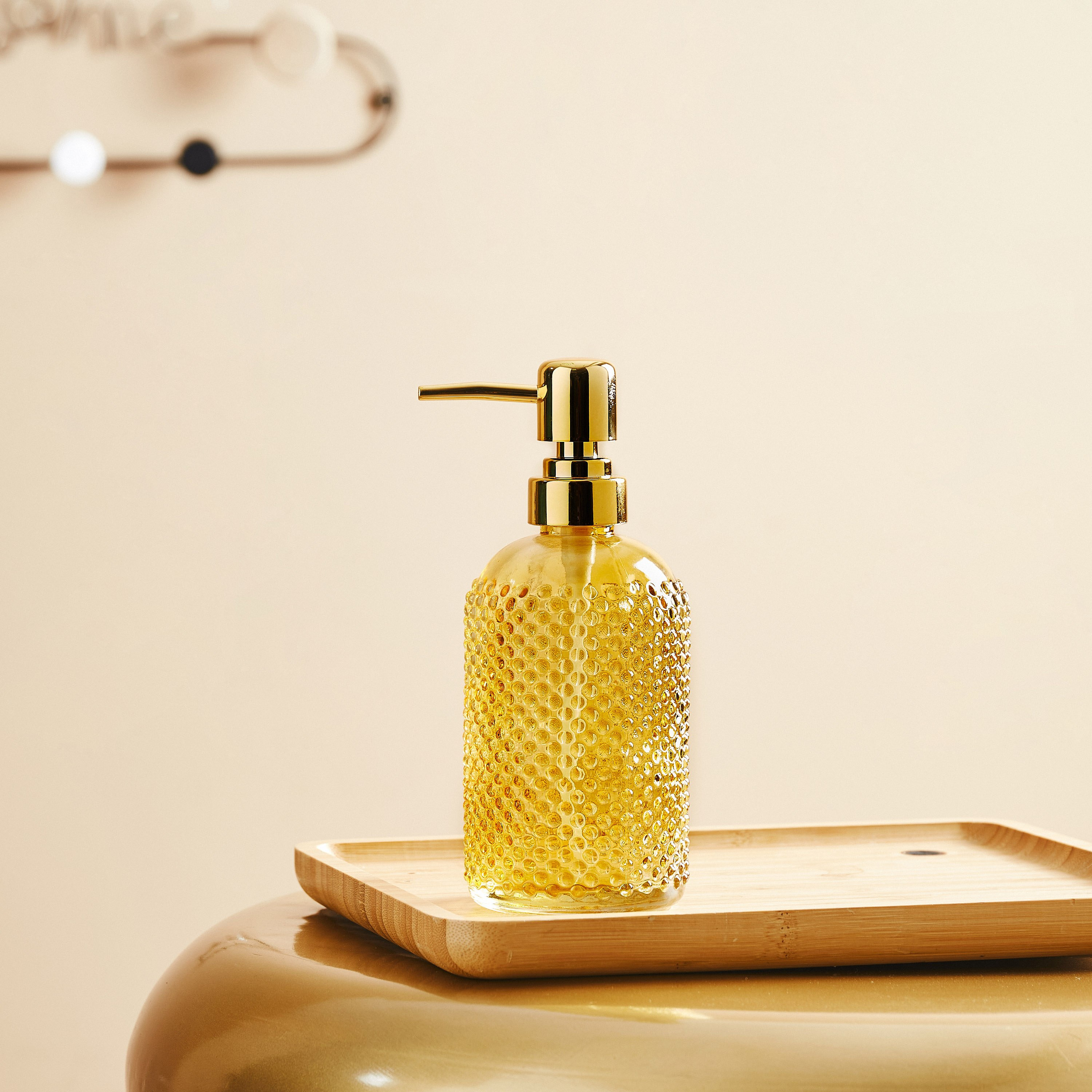 موزع صابون زجاجي من فيجا-hbxhomeware-hbxbathroom-image-1