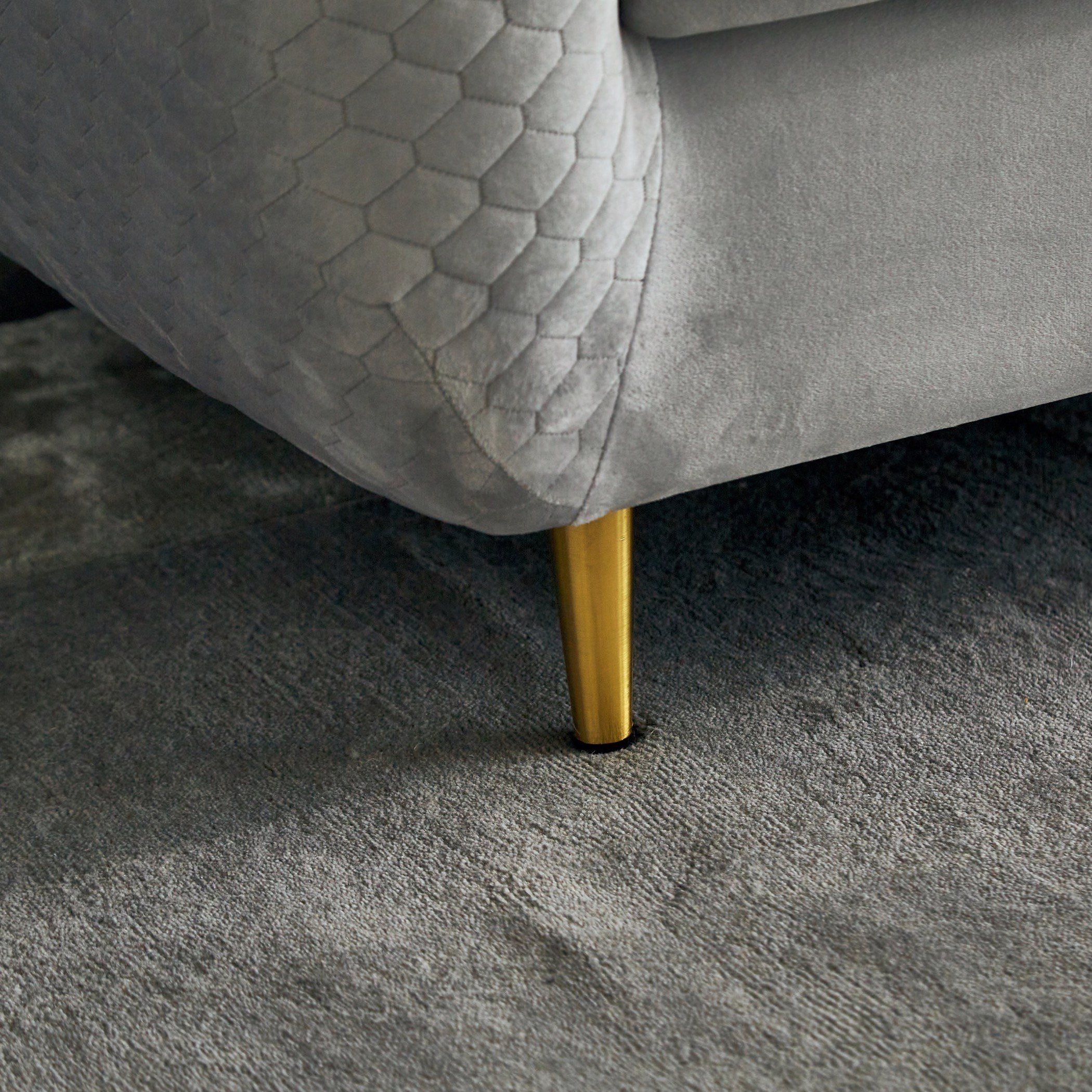 كنبة مخملية مقعدين مع وسادتين من تيهاني-hbxlivingroom-sofasandarmchairs-sofas-image-5
