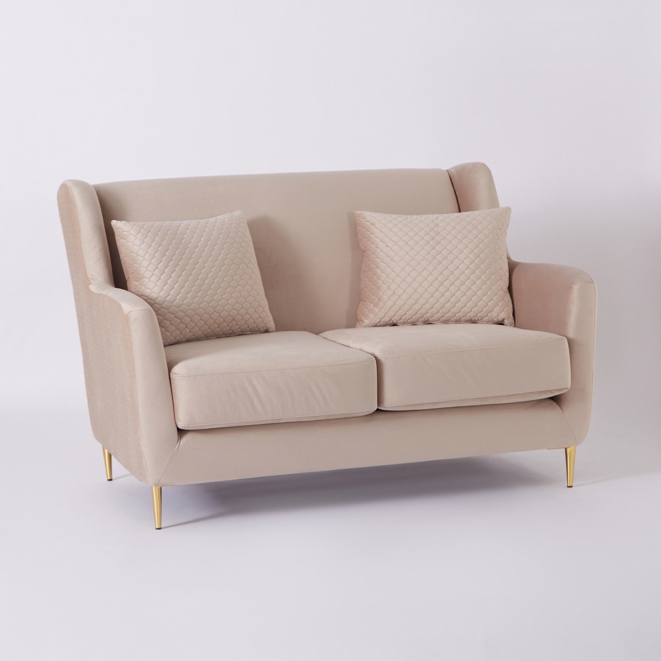 كنبة مخملية بمقعدين ووسادتين من كناري-hbxlivingroom-sofasandarmchairs-sofas-image-7