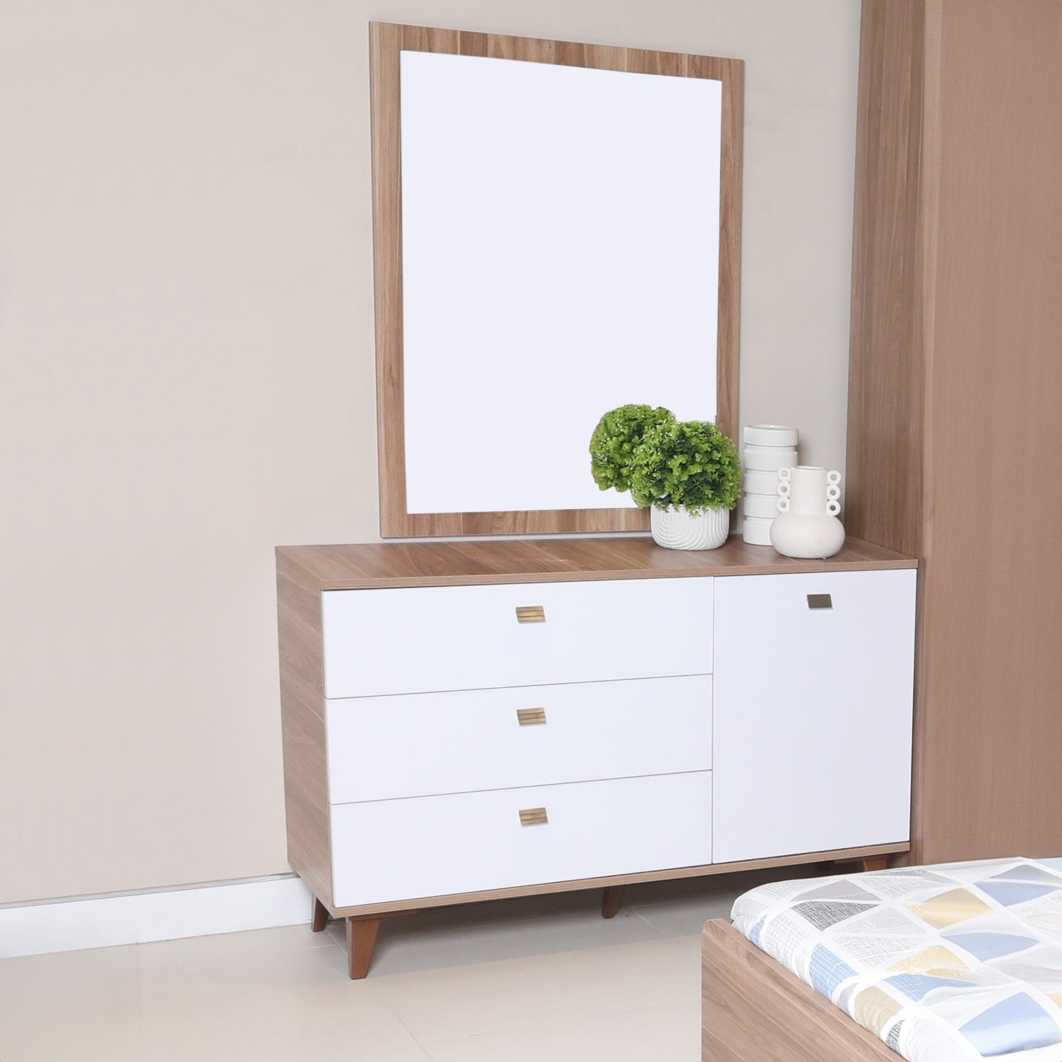 طاولة تزيين ماستر بباب واحد و3 أدراج من رومانيا-hbxfurniture-kidsroom-kidsdressersandmirrors-image-1