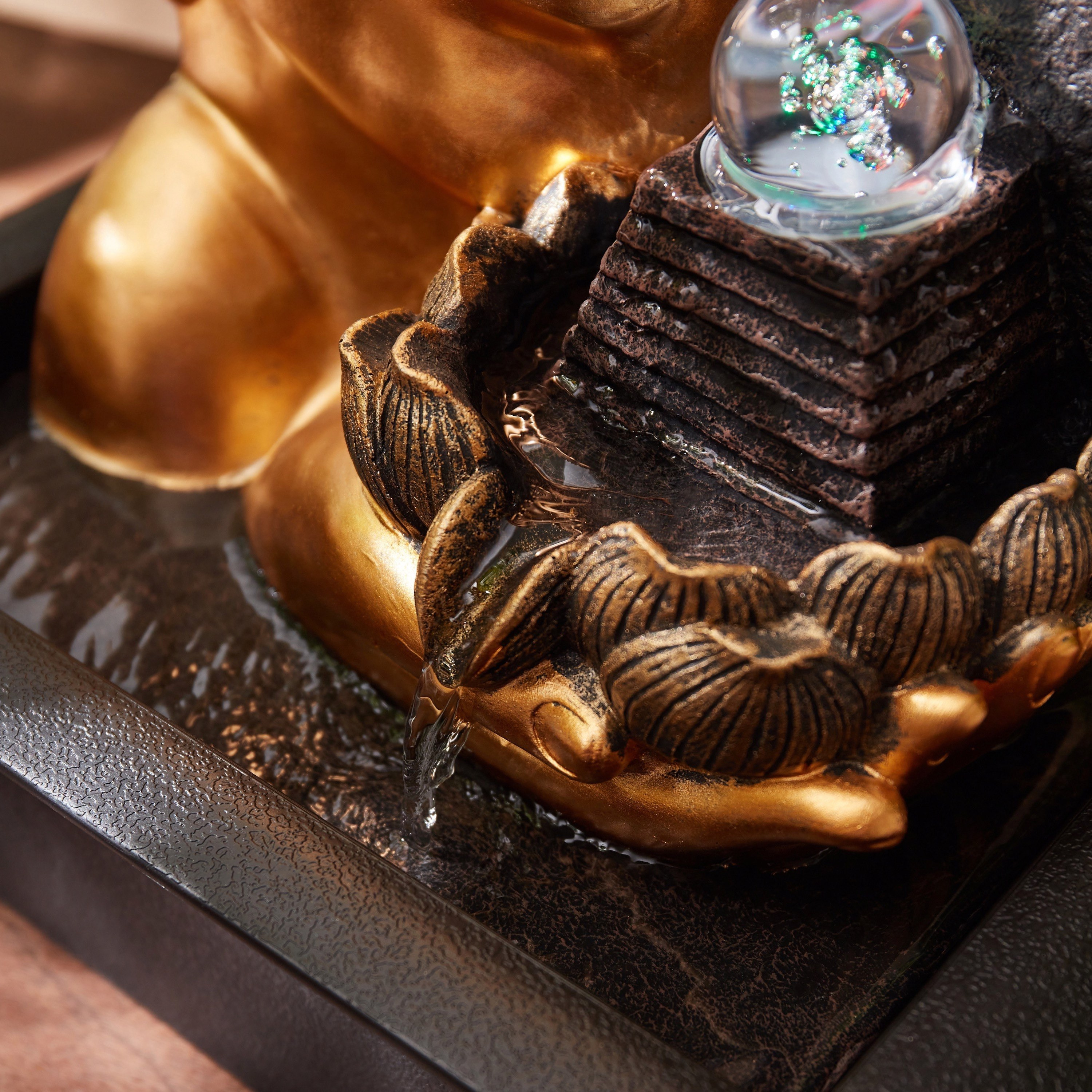 نافورة بوذا مع كرة وإضاءة ملونة - 30x22x39 سم-hbxhomeware-hbxdecorandfurnishings-image-4
