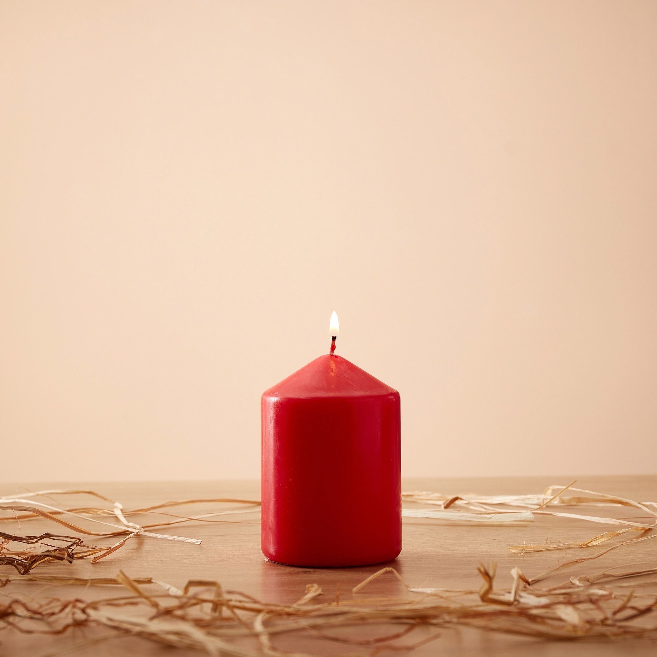 شمعة عمودية من ميا - 7x7x10 سم-hbxhomeware-hbxdecorandfurnishings-image-1