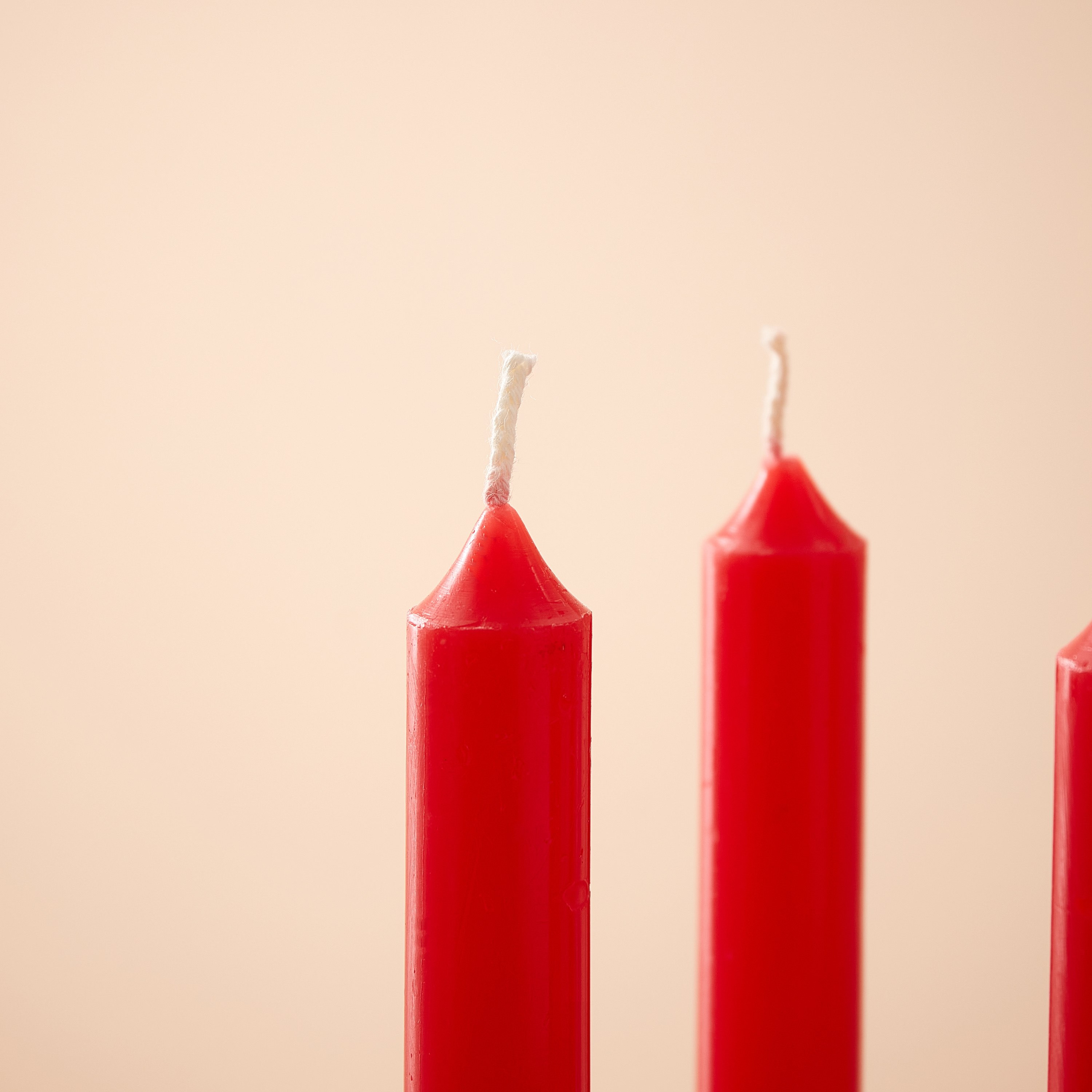 Mia 4-Piece Strawberry Taper Candle Set - 25 cm-hbxhomeware-hbxdecorandfurnishings-image-3