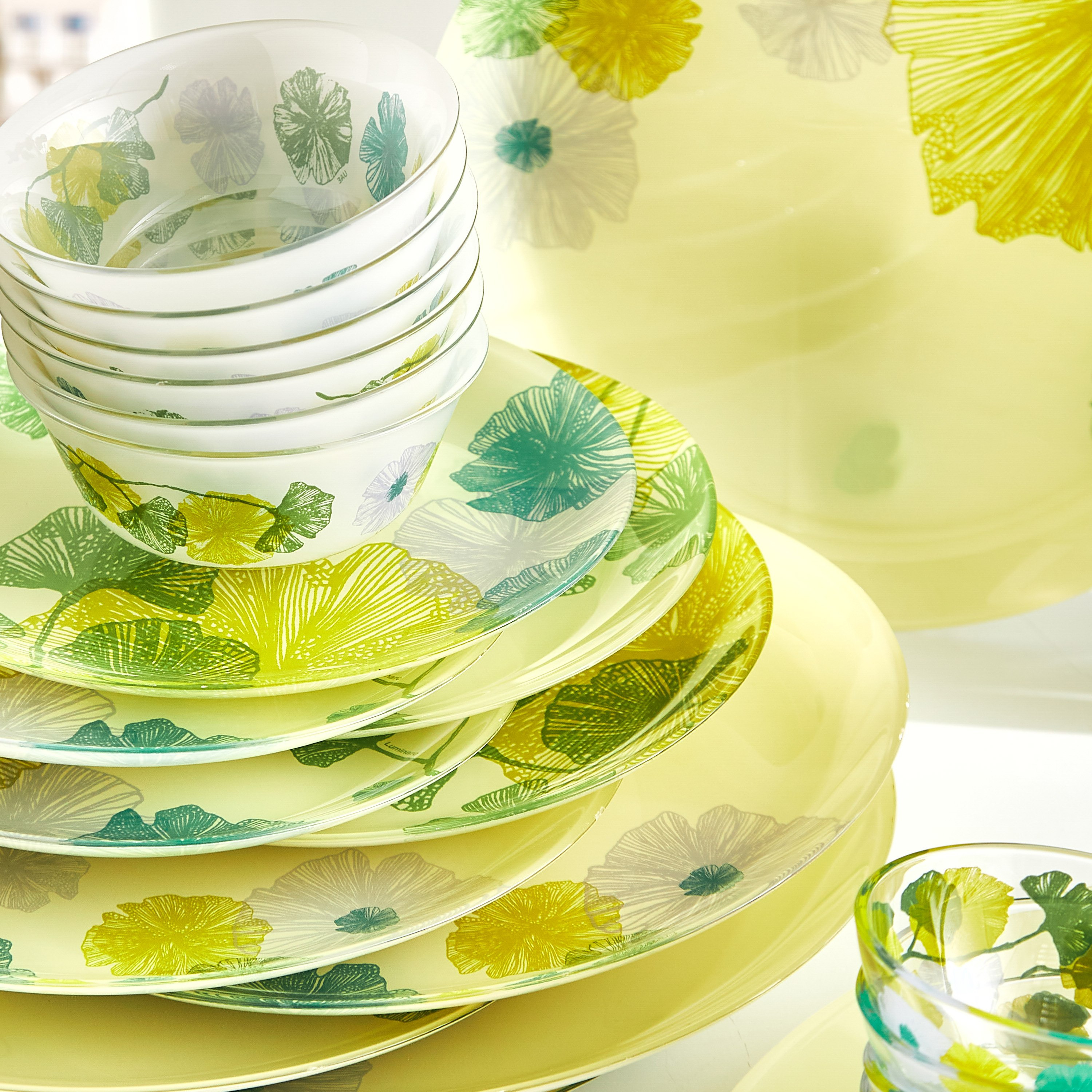 طقم عشاء بليسفول بلومز 33 قطعة - لومينارك-hbxhomeware-hbxkitchen-image-3