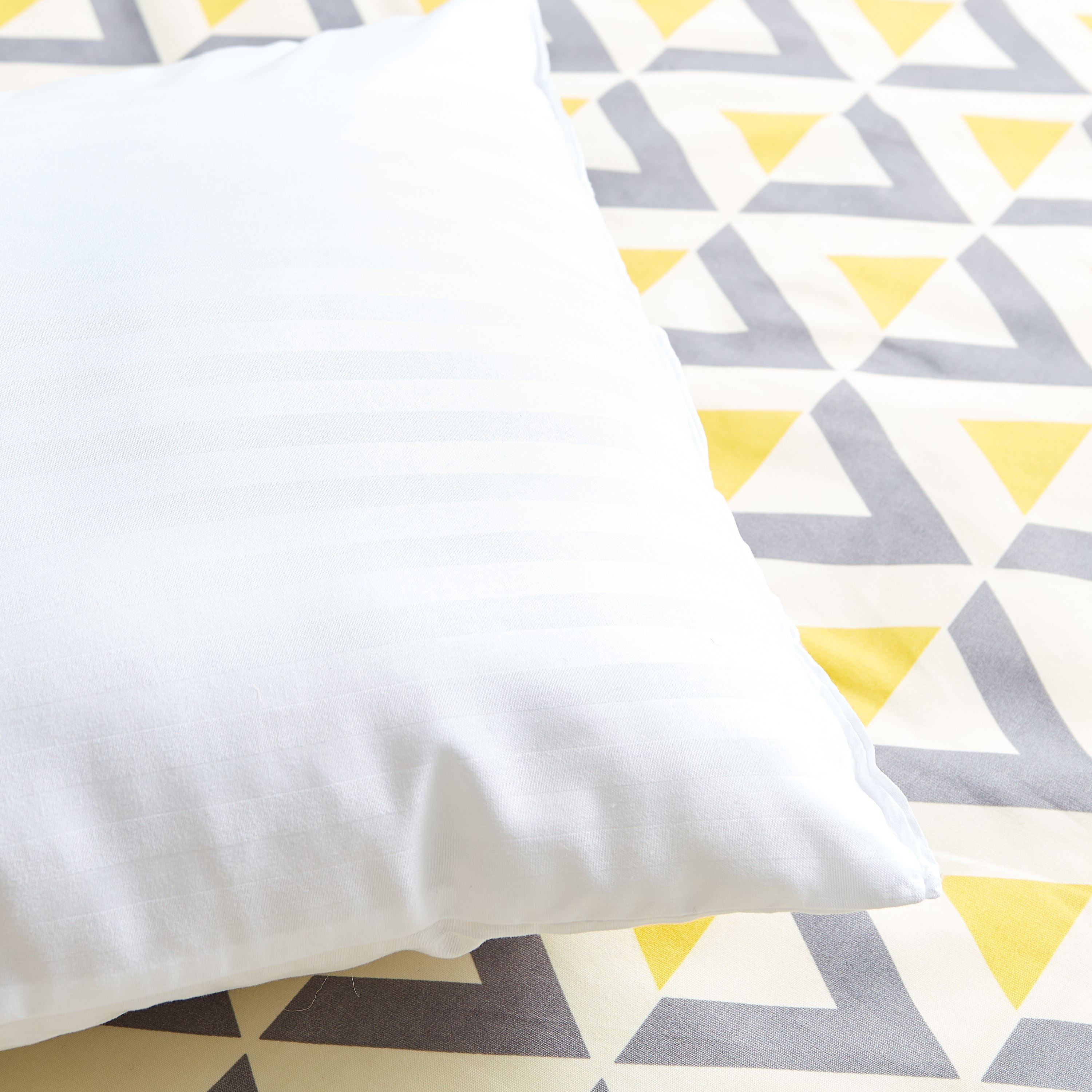 Essential Kids Pillow - 40x65 cm-hbxhomeware-hbxkidsandyouth-image-3