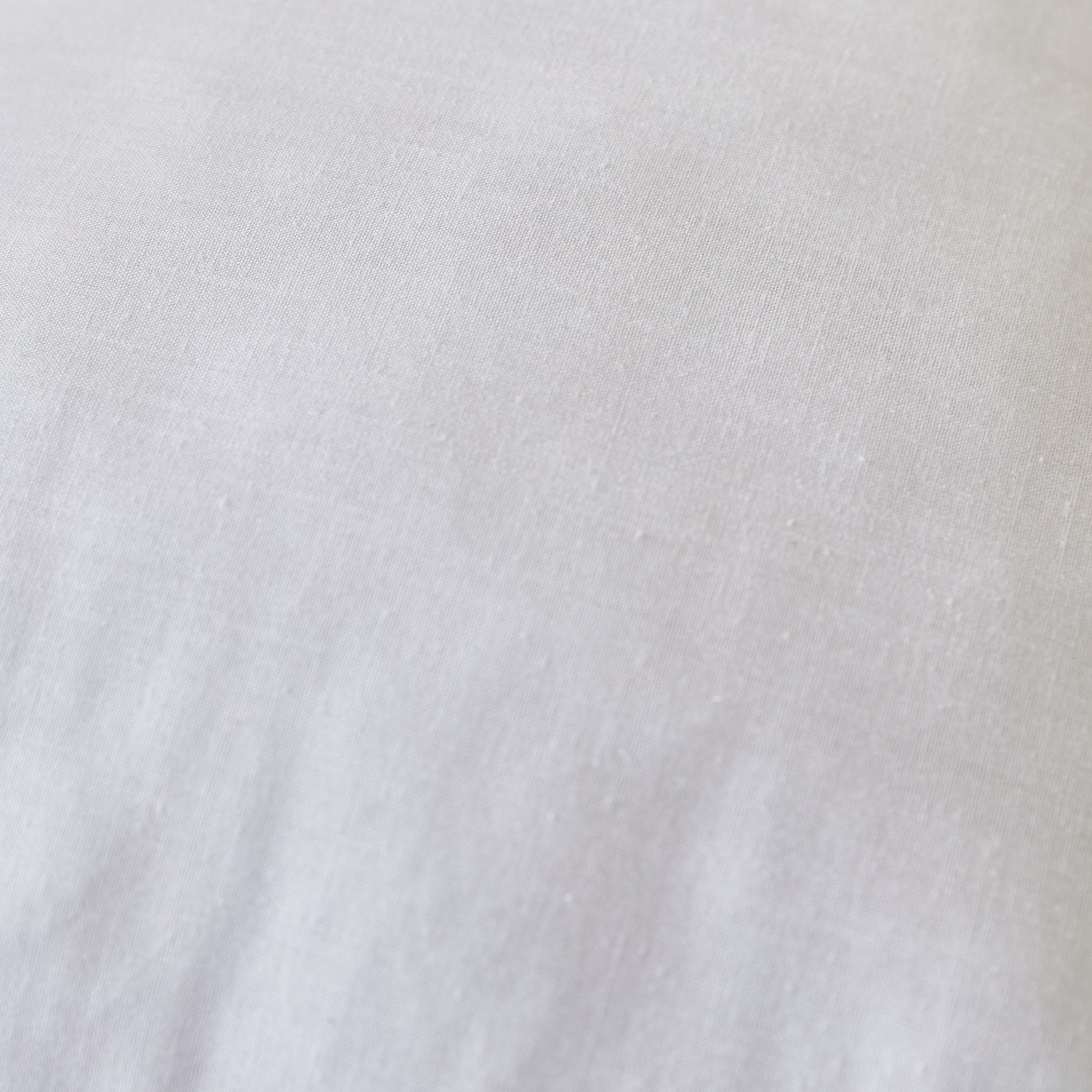 Jonas Plain Antibacterial Kids' Pillow - 45x70 cm-hbxhomeware-hbxkidsandyouth-image-3
