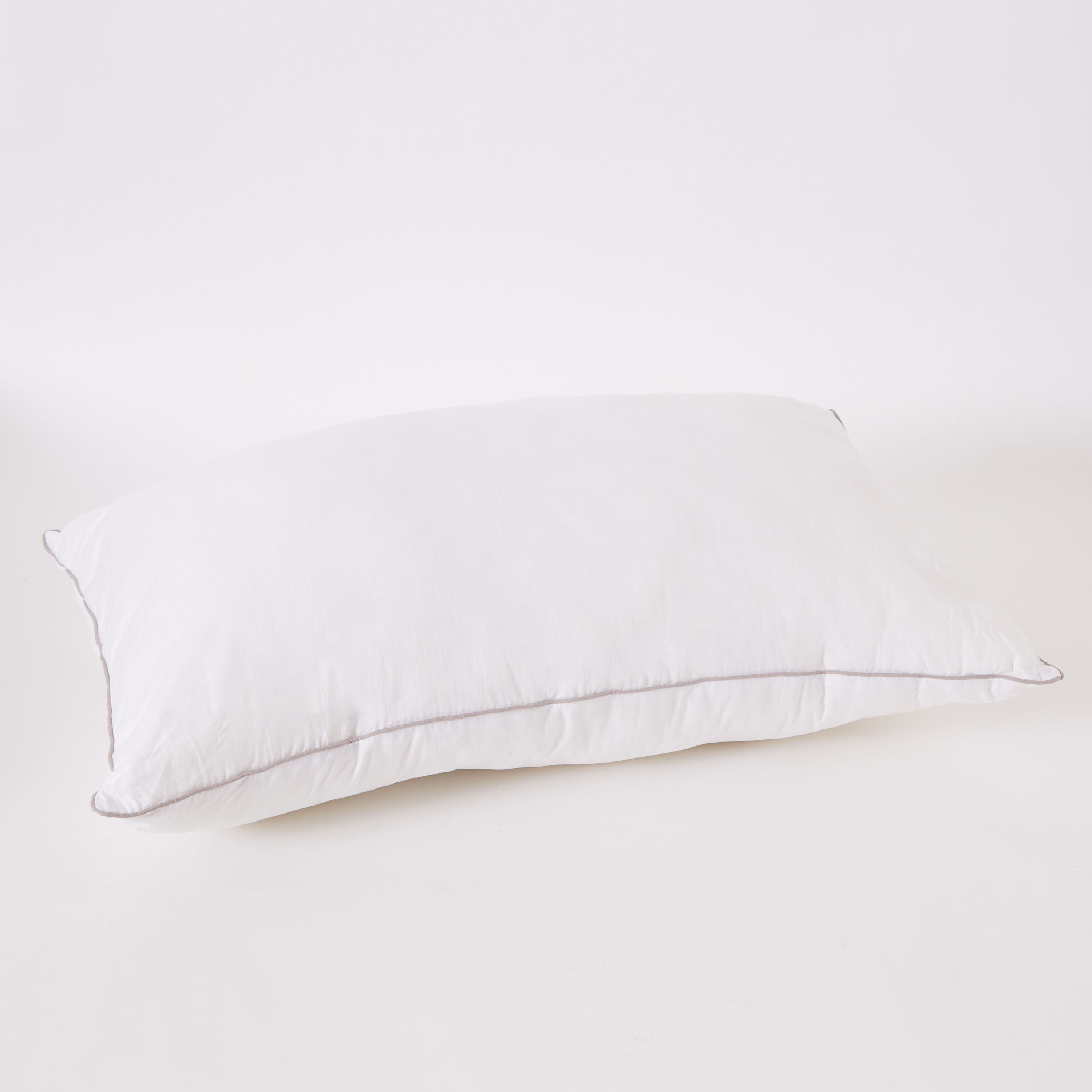 Jonas Plain Antibacterial Kids' Pillow - 45x70 cm-hbxhomeware-hbxkidsandyouth-image-6