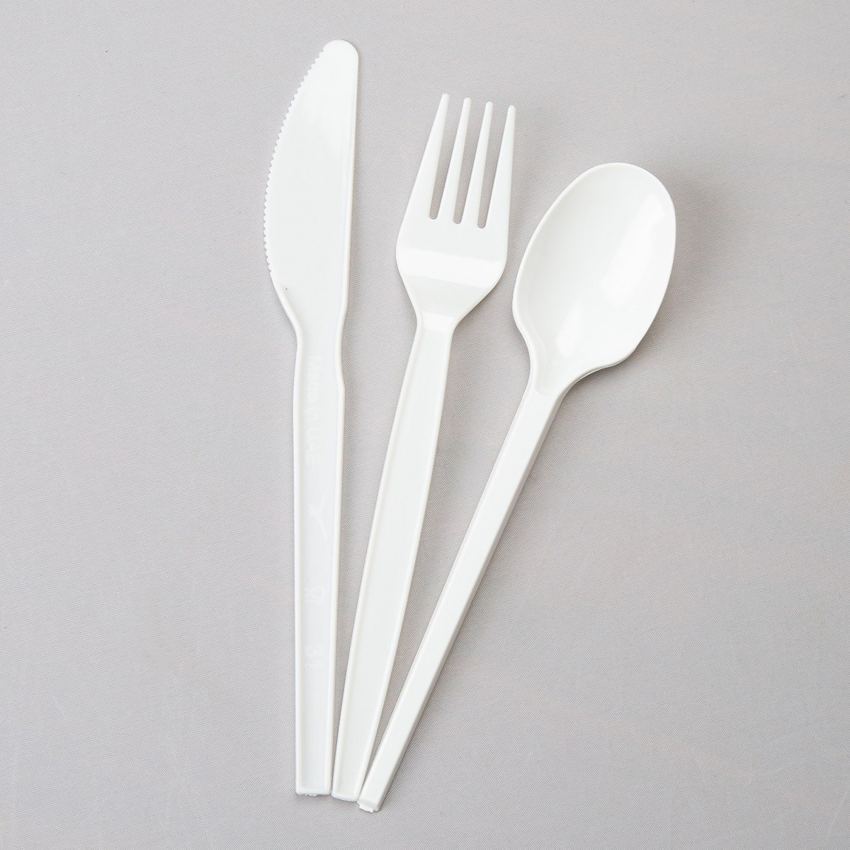 طقم شوك طاولة بلاستيك للاستخدام مرة واحدة من فالكون - 50 قطعة-hbxhomeware-hbxkitchen-image-5