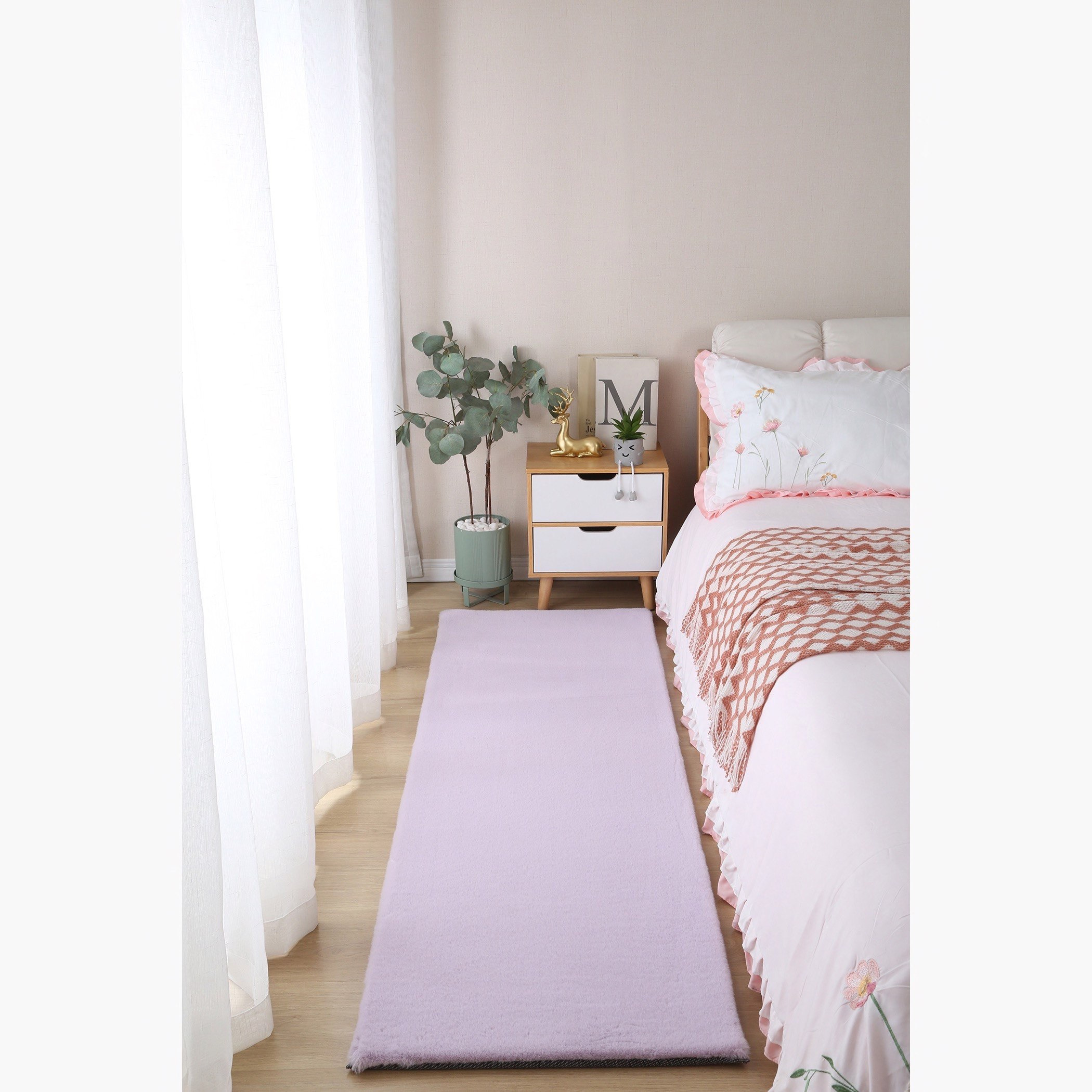 سجادة فرو أرنب ناعمة من بن كلير - 60x180 سم-hbxhomeware-hbxkidsandyouth-image-1