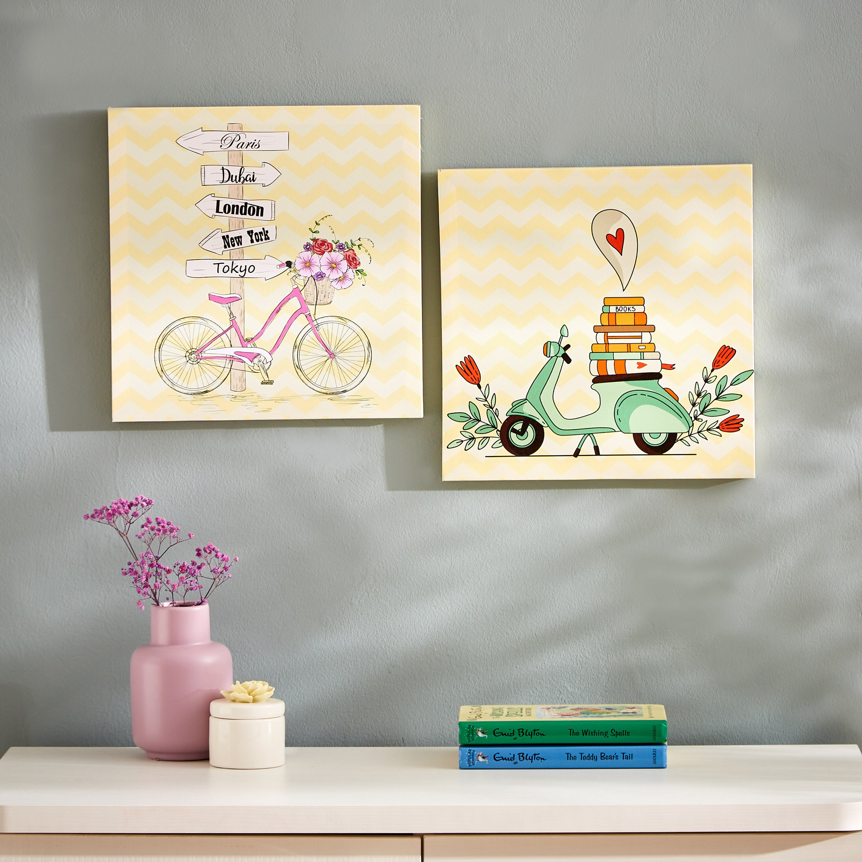طقم صور كانفاس مؤطر قطعتين بتصميم السفر لمدن فيسبا من أرتستري - 30x30x1.8 سم-hbxhomeware-hbxkidsandyouth-image-1