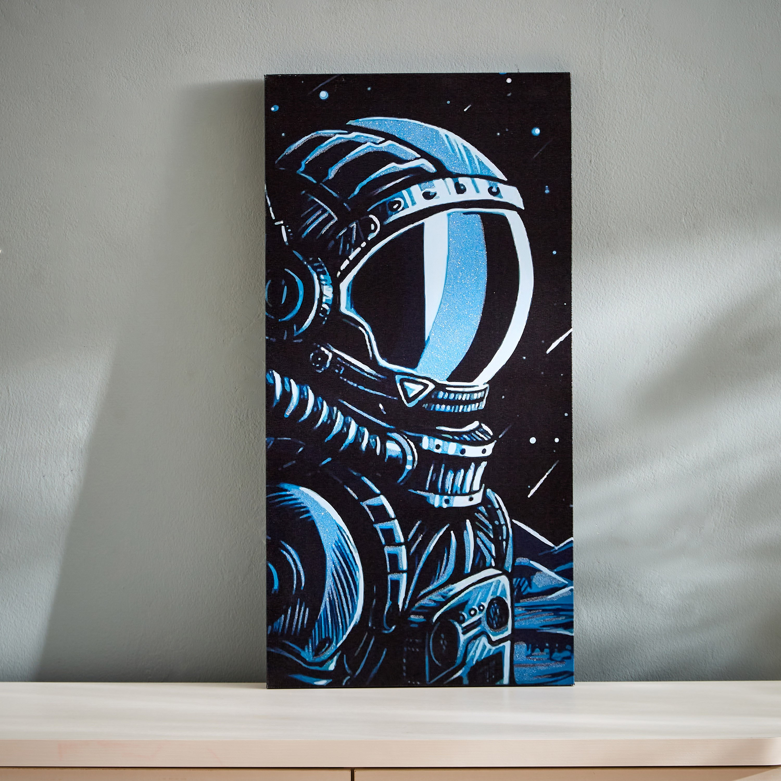 زينة حائط كانفاس بتصميم رائد فضاء من آرتيستري - 30x60x1.8 سم-hbxhomeware-hbxkidsandyouth-image-2