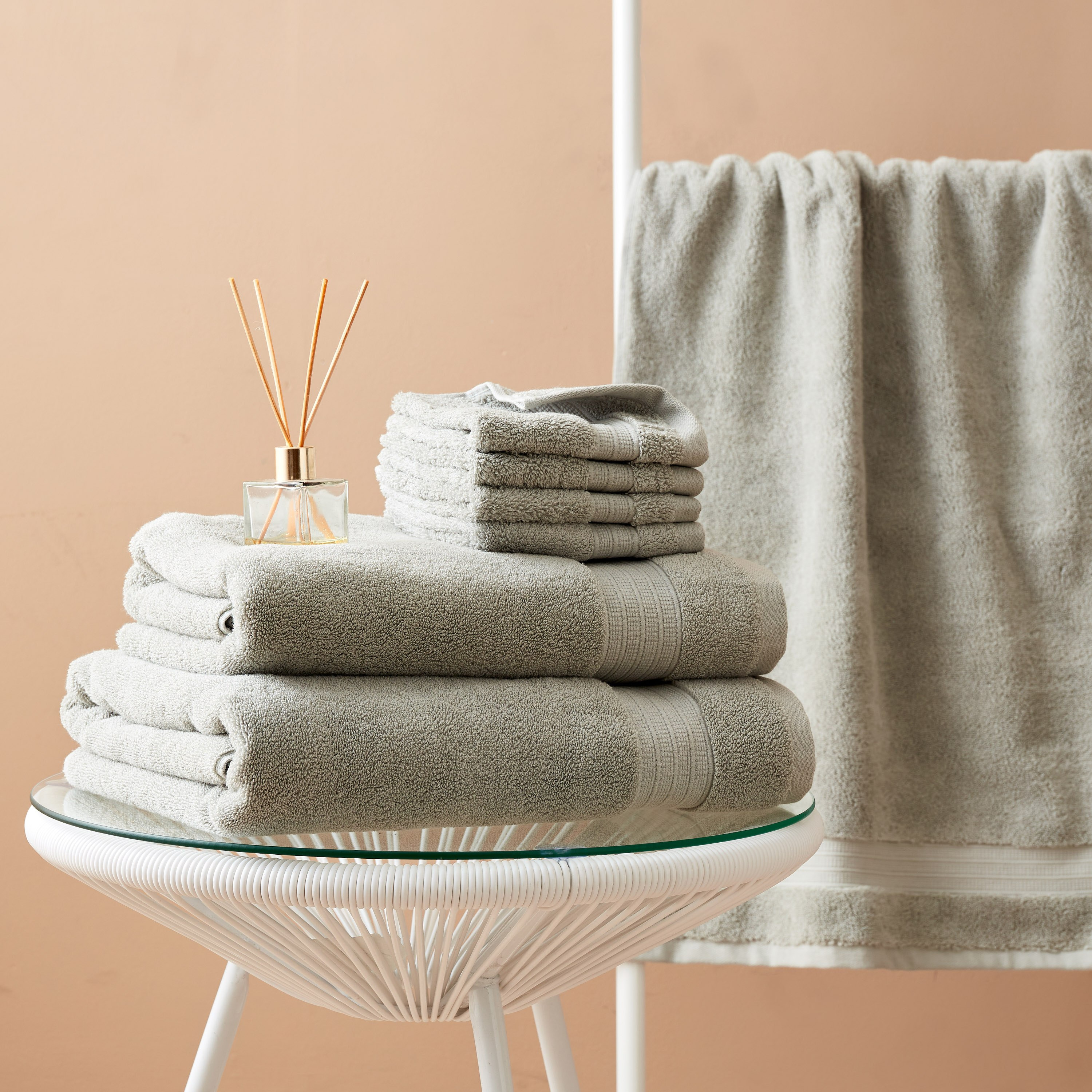 Air Rich 4-Piece Face Towel Set - 30x30 cm-hbxbathroom-bathroomtextiles-image-4