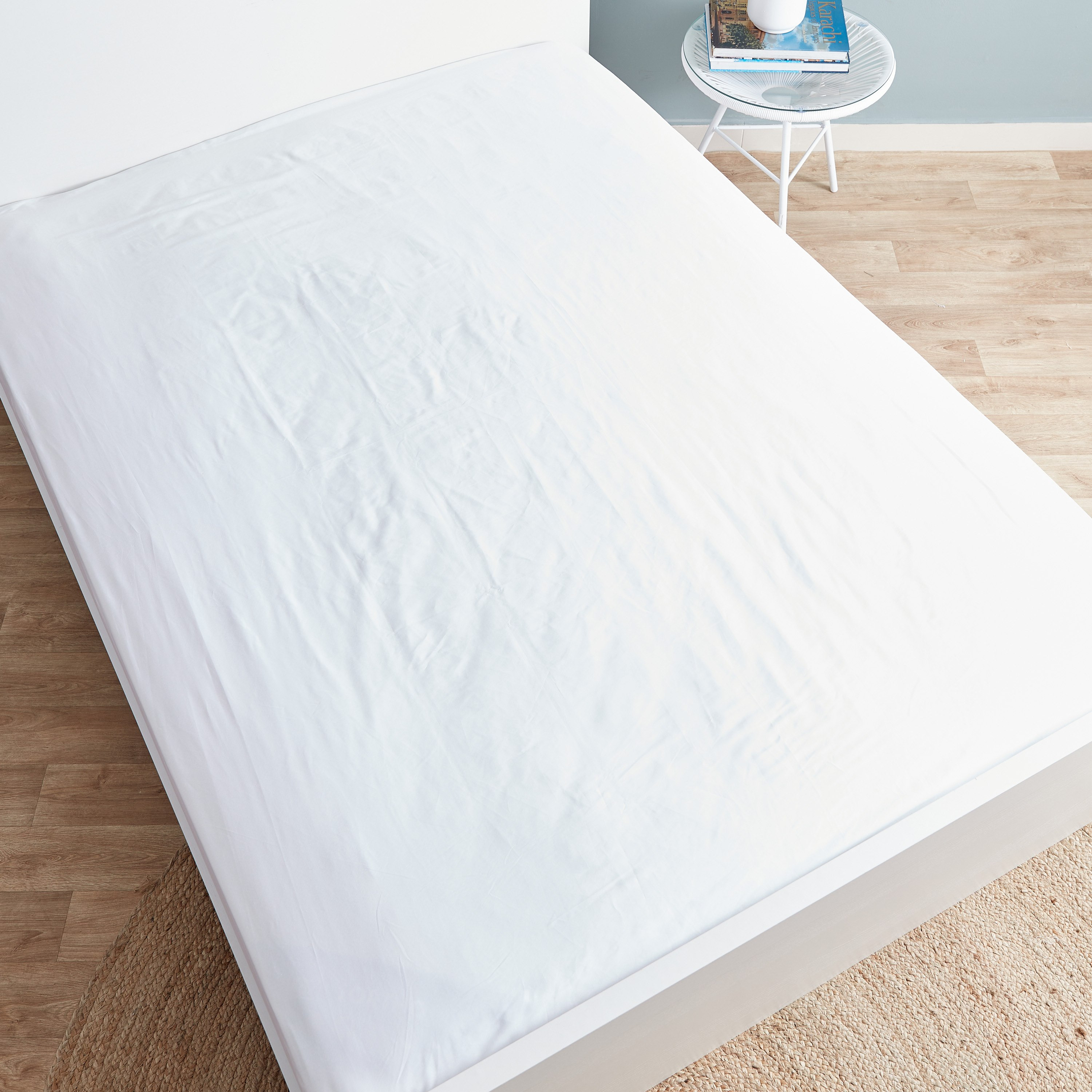 Eco Rich iN-Hance Treated Super King Fitted Sheet - 200x200+33 cm-hbxhomeware-hbxbedroom-image-3