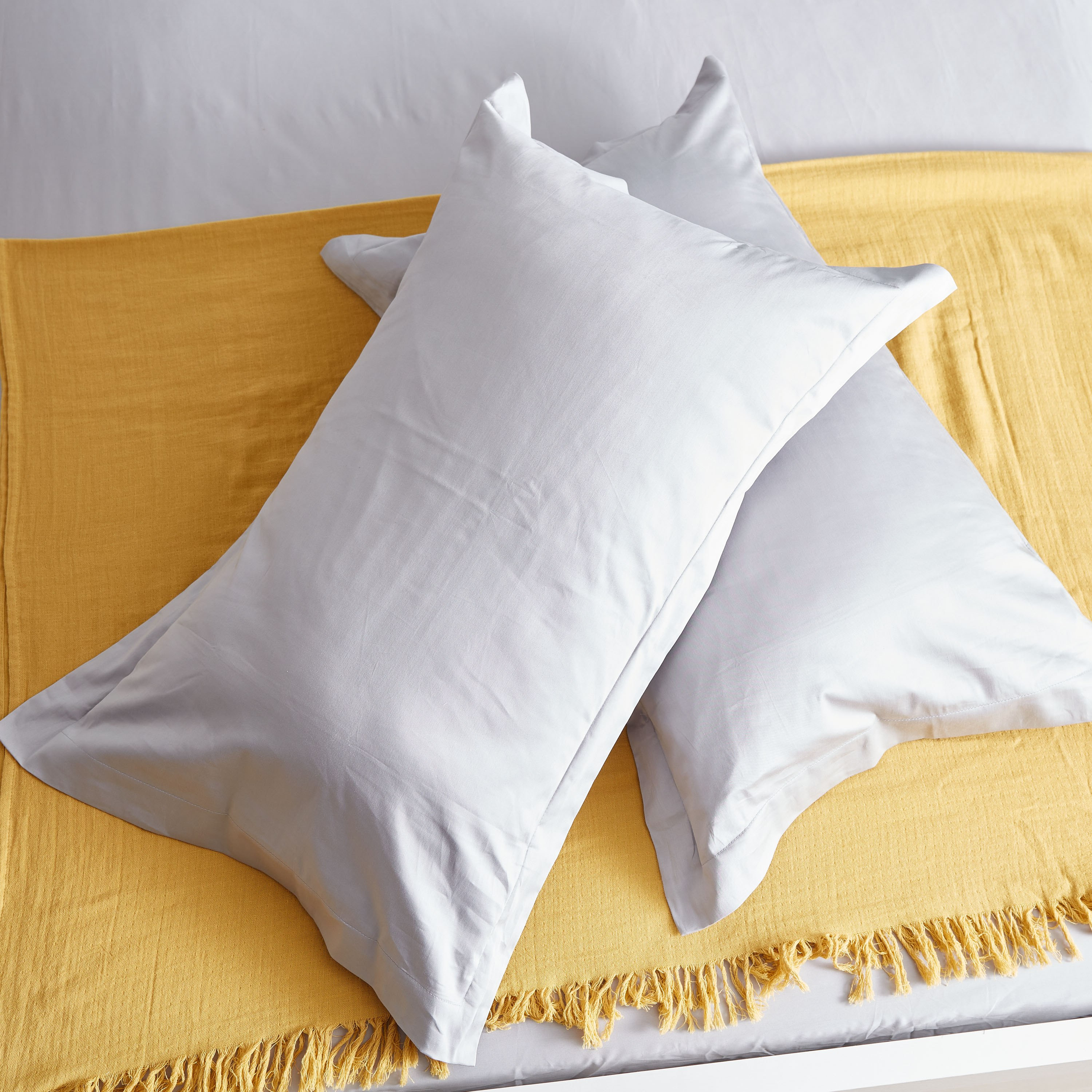 طقم غطاء وسادة قطعتين معالج بتقنية آي إن هانس من إيكو ريتش - 50x75+5 سم-hbxhomeware-hbxbedroom-image-3