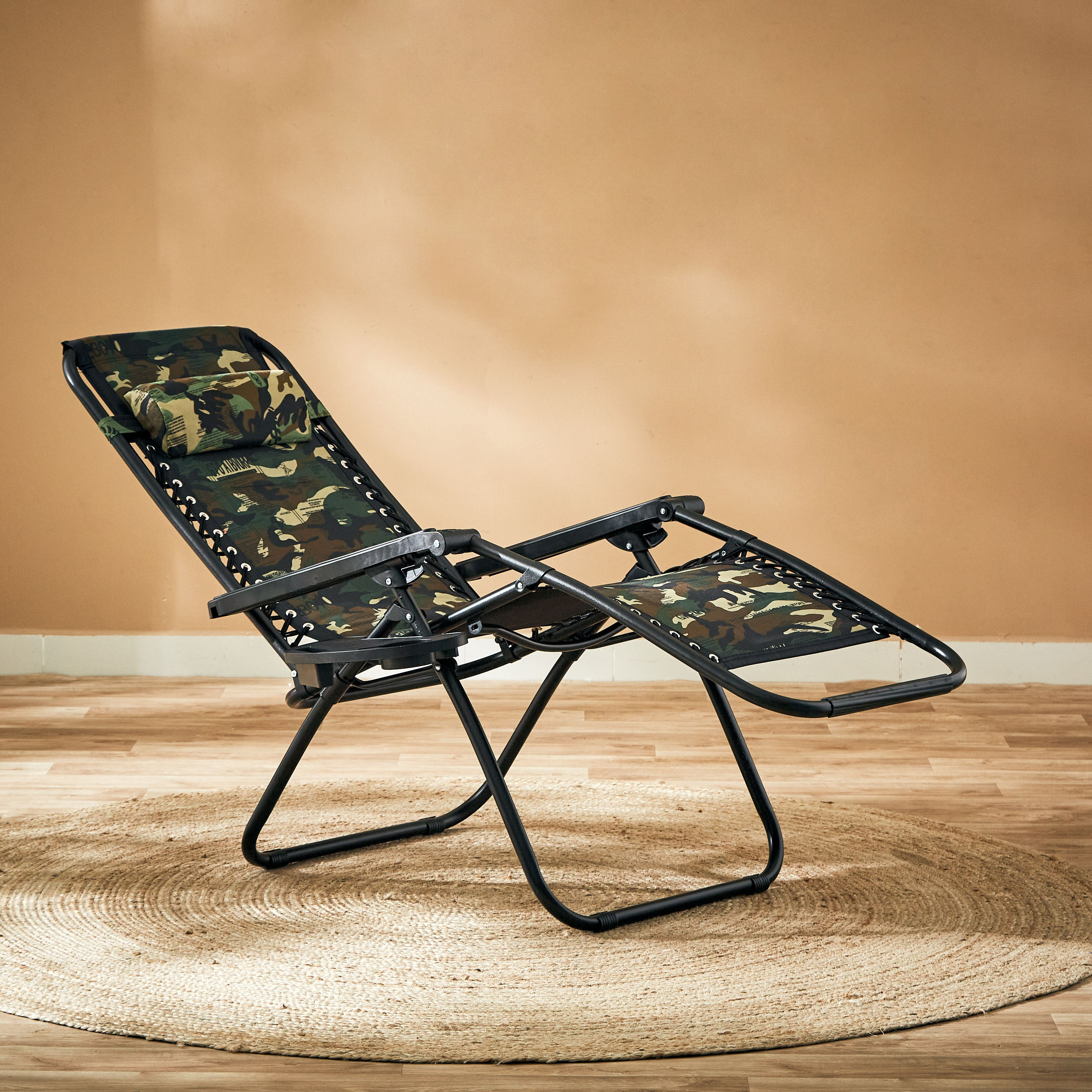 كرسي استرخاء للجلسات الخارجية بحامل أكواب ومساند ذراعين من باتيكس-hbxfurniture-outdoor-swingsandchairs-image-7
