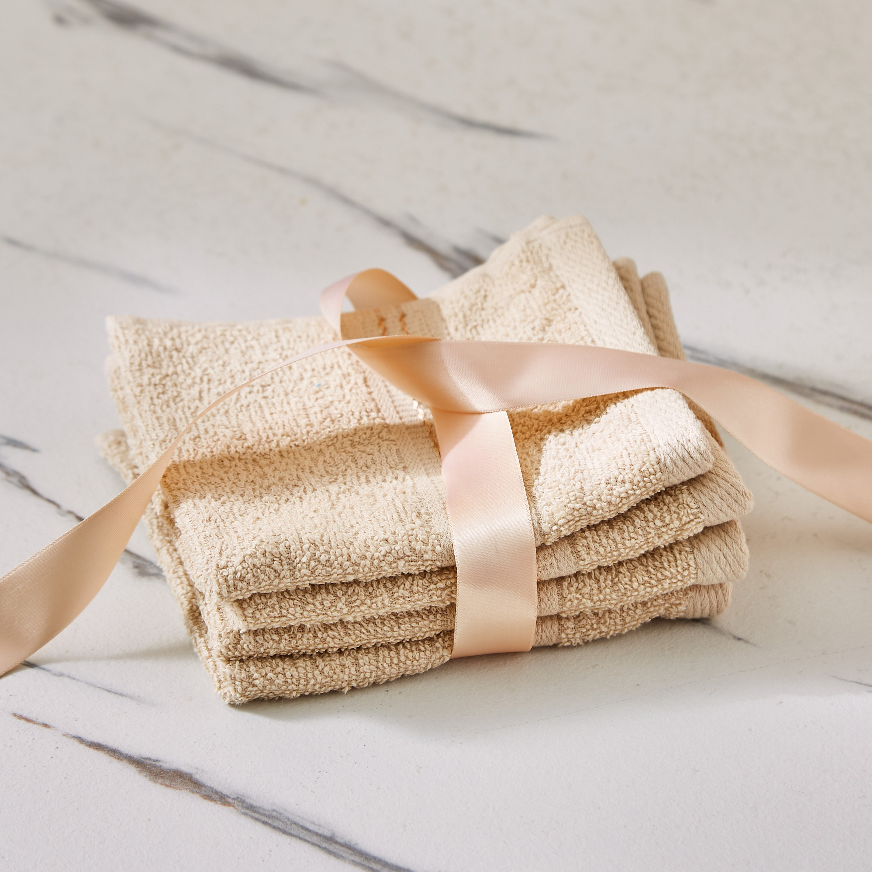 طقم مناشف وجه ممشطة 4 قطع إسينشيال - 30x30 سم-hbxbathroom-bathroomtextiles-image-1