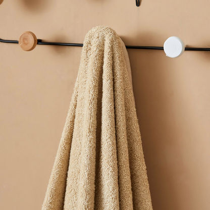 منشفة حمام ممشطة من إيسنشيال - 70×140 سم