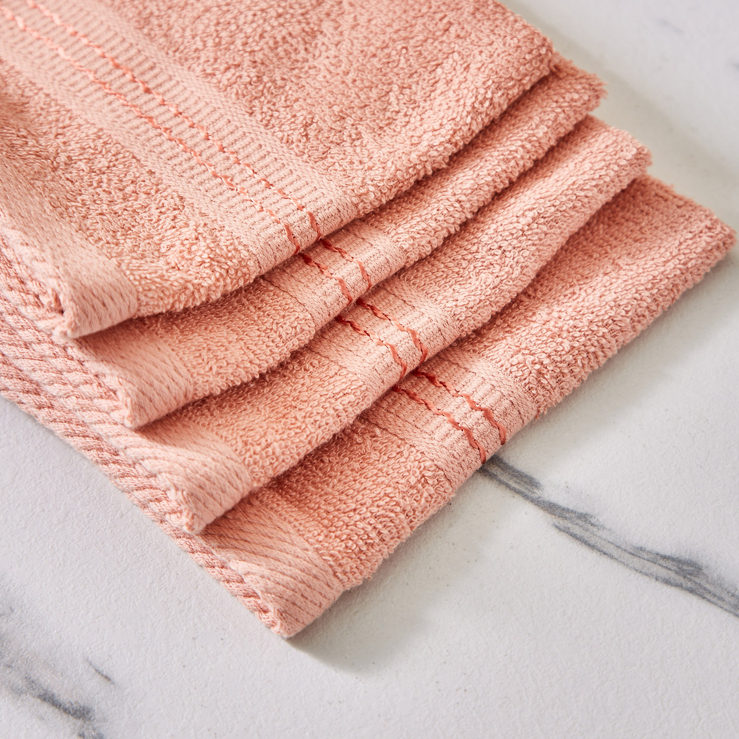 طقم مناشف وجه ممشطة 4 قطع من إسينشيال - 30x30 سم-hbxbathroom-bathroomtextiles-image-3