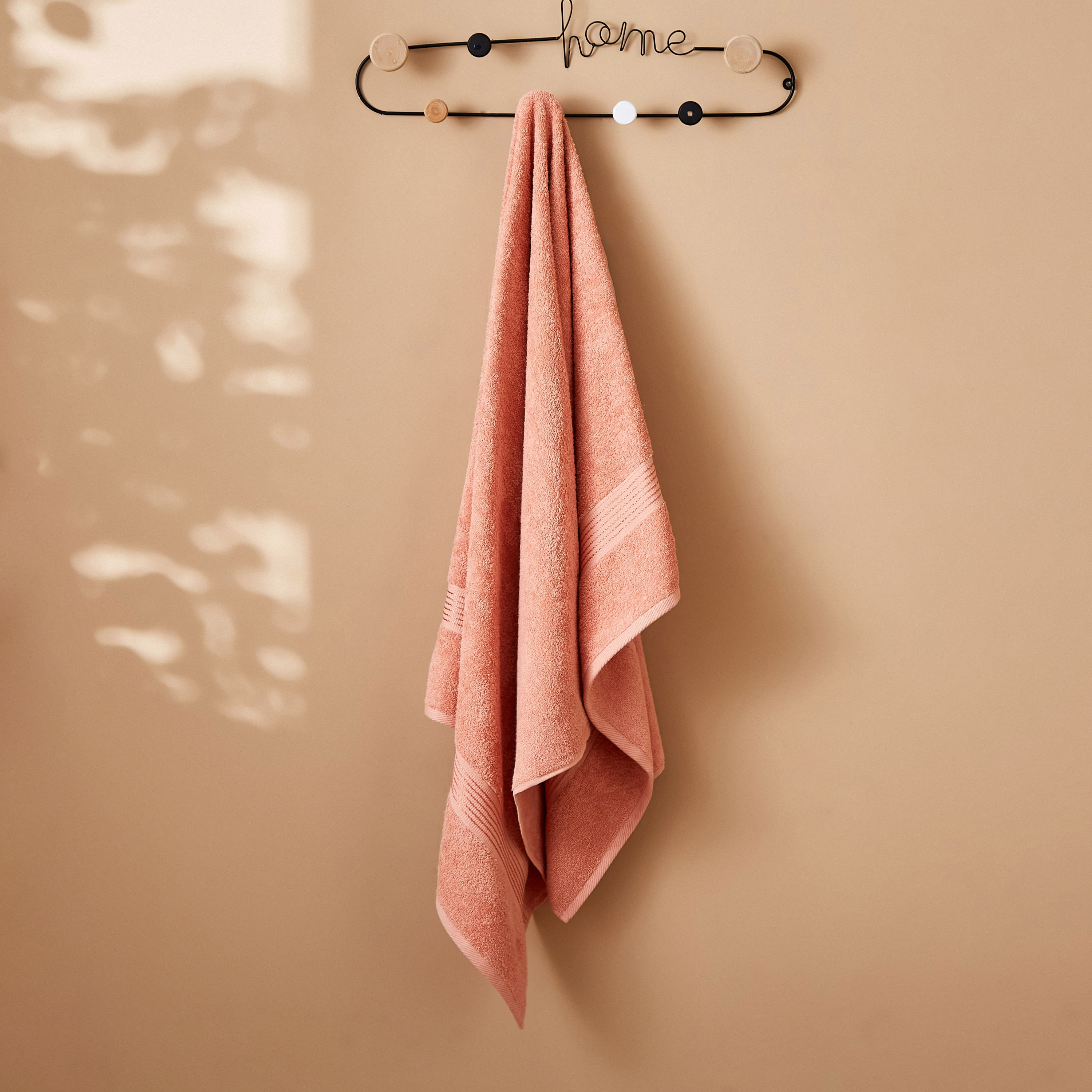 منشفة حمّام من إسينشيال - 90x150 سم-hbxbathroom-bathroomtextiles-image-1