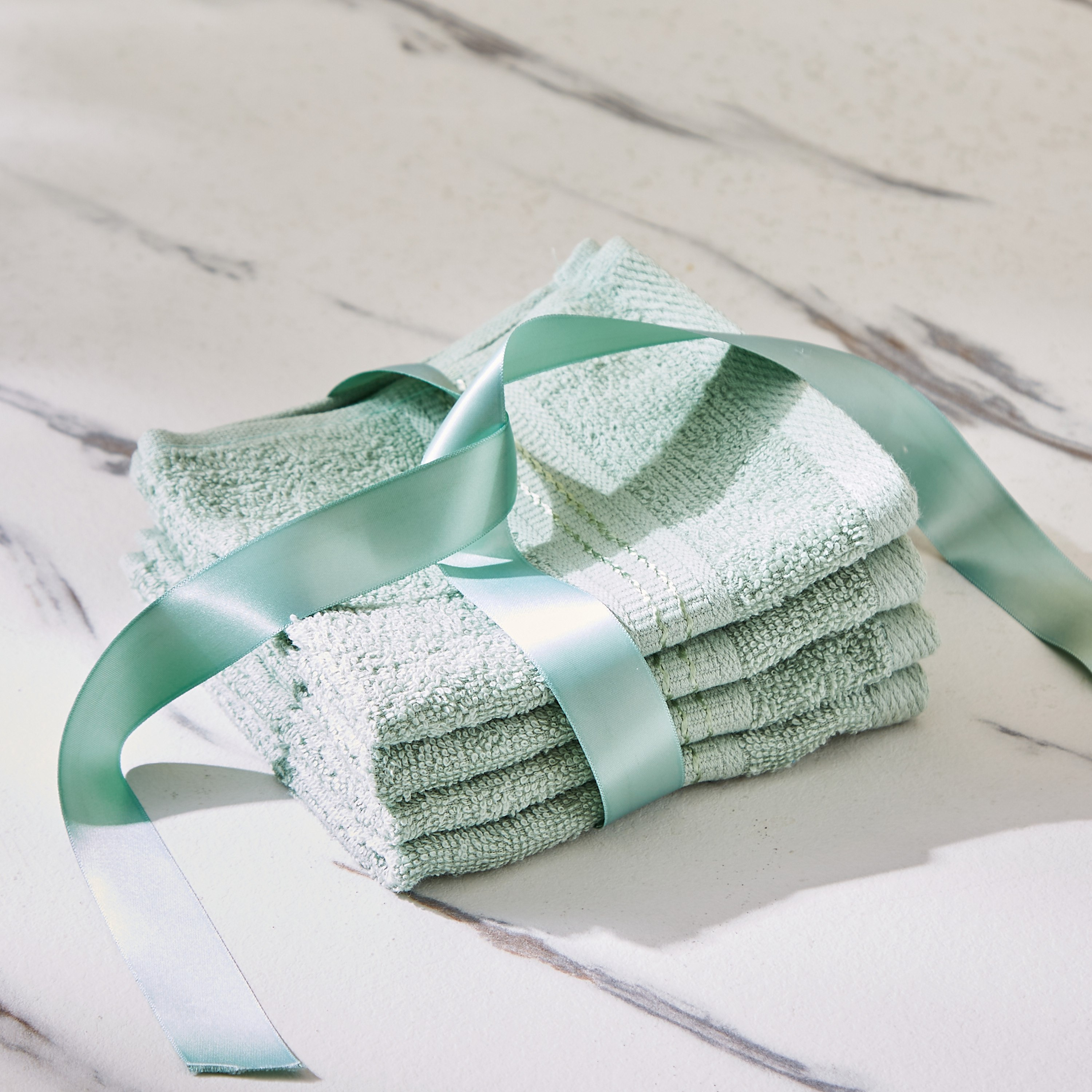 طقم مناشف وجه 4 قطع من إسينشيال- 30x30 سم-hbxbathroom-bathroomtextiles-image-1