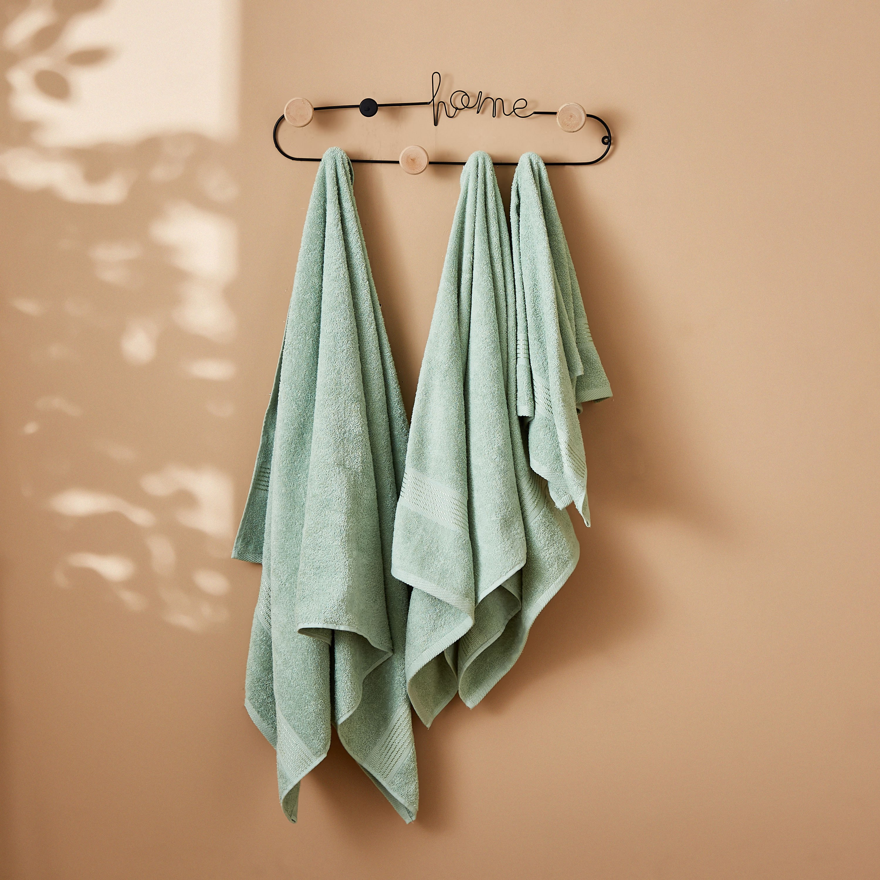 منشفة حمام ممشطة من إيسنشيال - 70×140 سم-hbxbathroom-bathroomtextiles-image-4