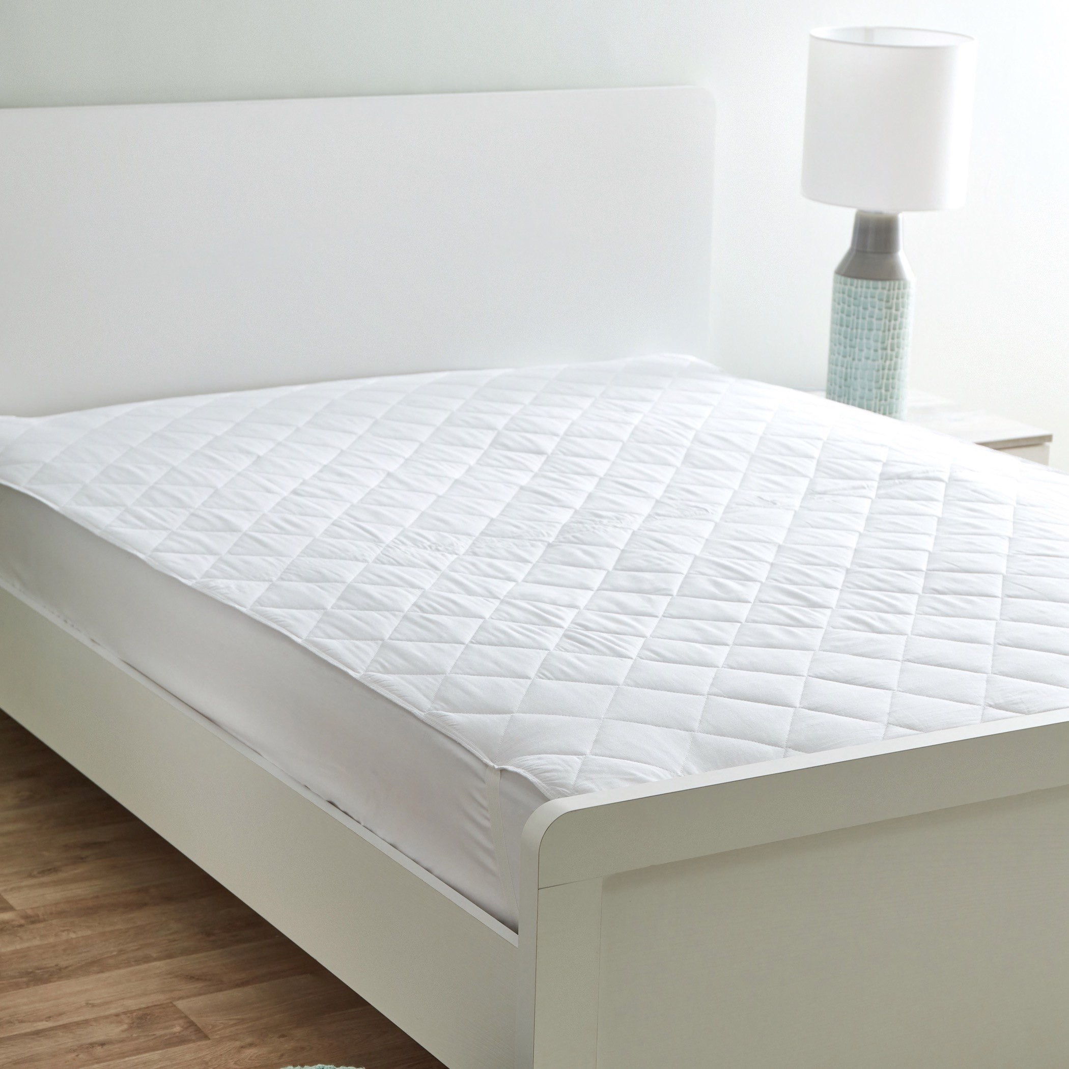 hilton mattress protector