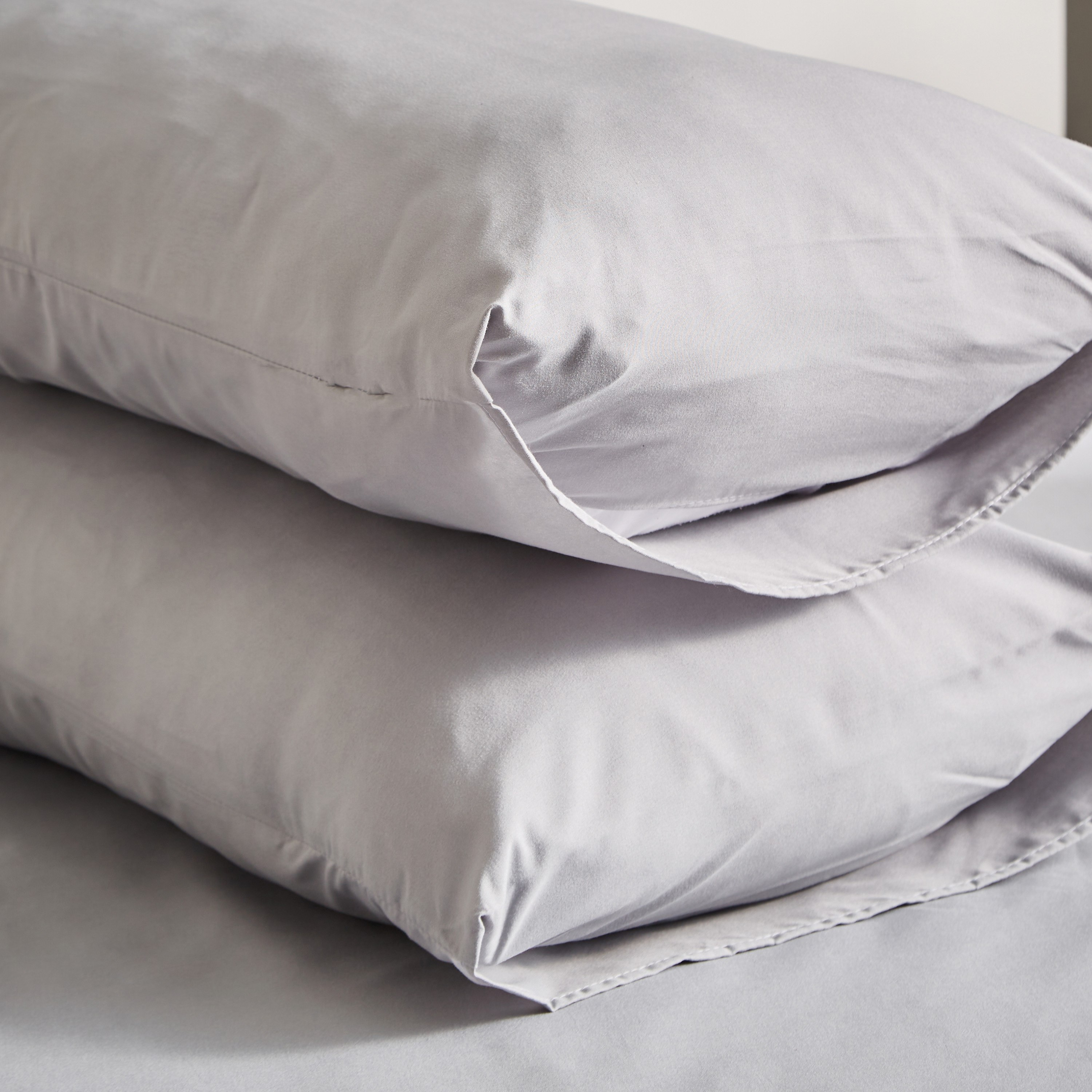 Derby 2-Piece Reversible Solid Microfibre Pillowcase Set - 45x70 cm-hbxhomeware-hbxbedroom-image-3