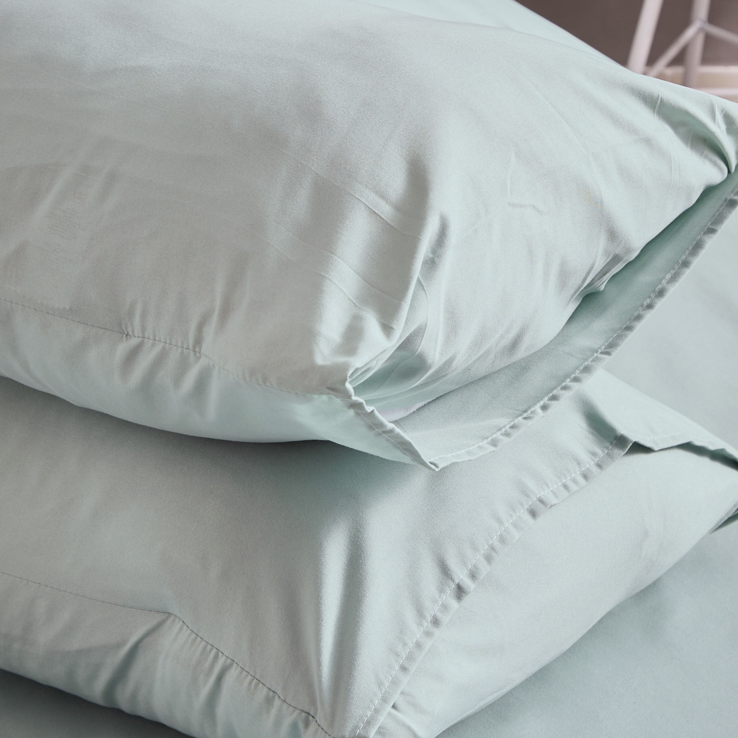 Derby 2-Piece Reversible Solid Microfibre Pillowcase Set - 45x70 cm-hbxhomeware-hbxbedroom-image-3
