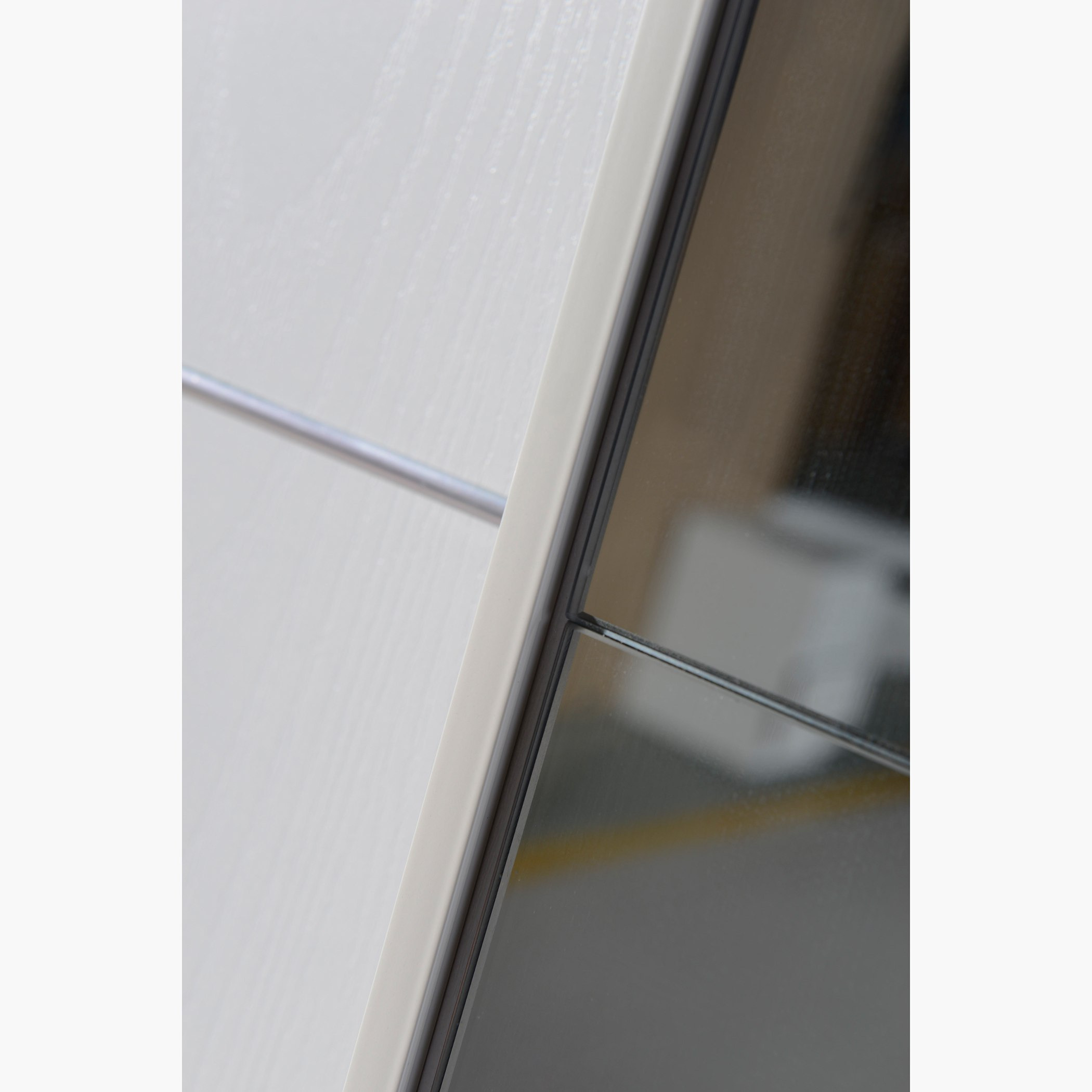 خزانة ملابس صغيرة بباب انزلاقي ومرآة من هالمستاد-hbxfurniture-wardrobes-image-4