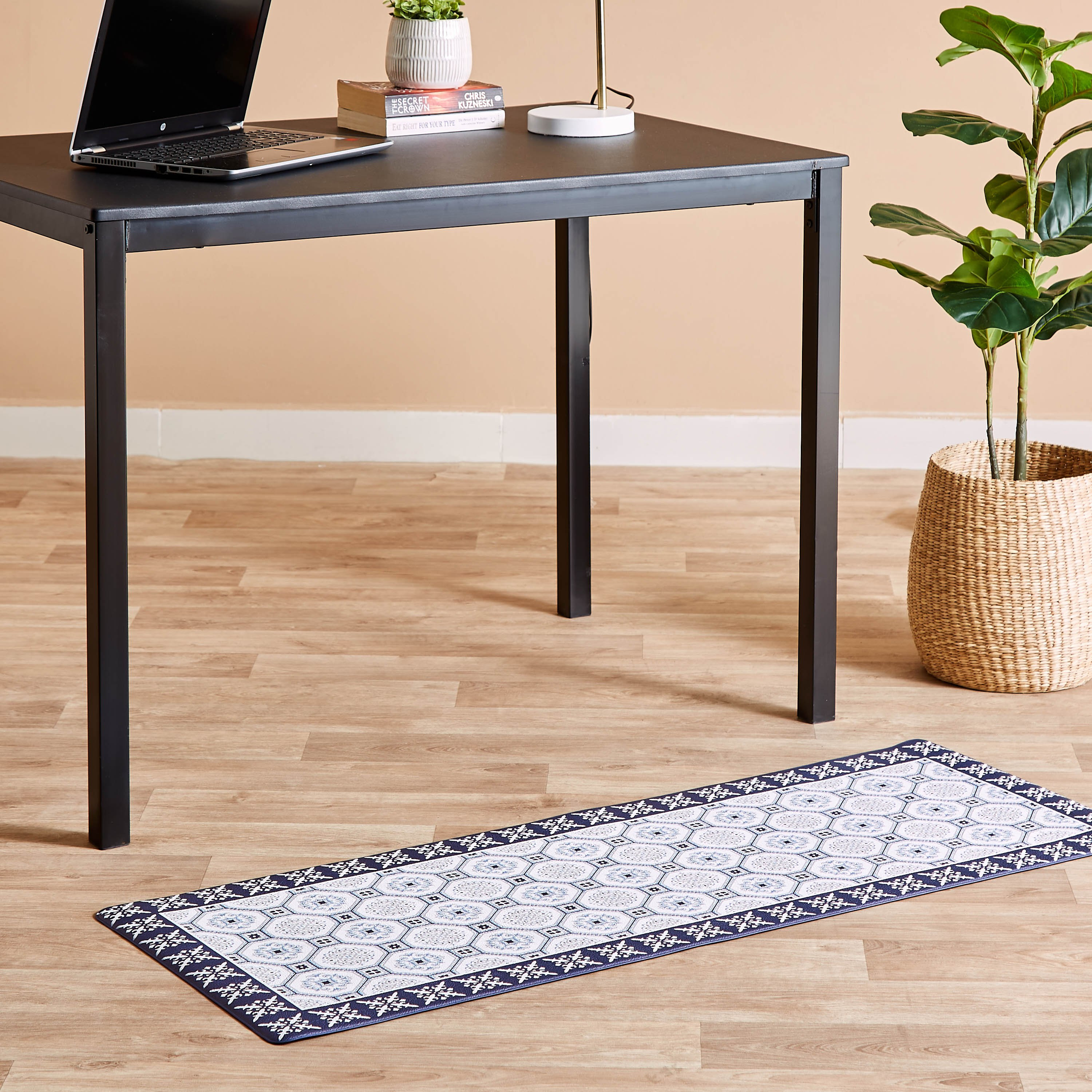 سجادة مقاومة للتعب بي في سي بطبعات من ريزا - 45x120 سم-hbxhomeware-hbxlivingroom-image-6