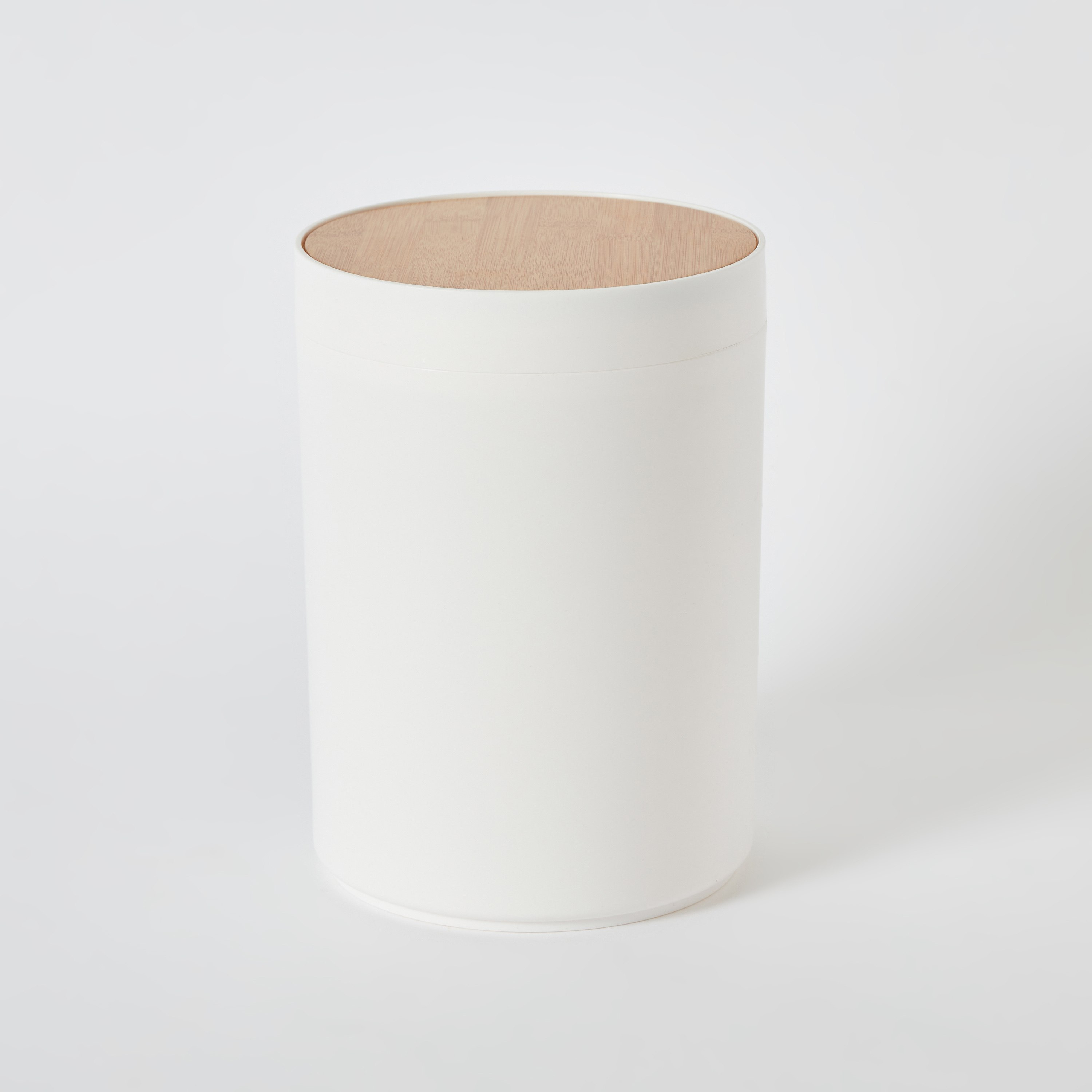 سلة نفايات بغطاء متأرجح من هيوجو - 17.5x25 سم-PROMO_HB_AE_B1G1_250925-image-6