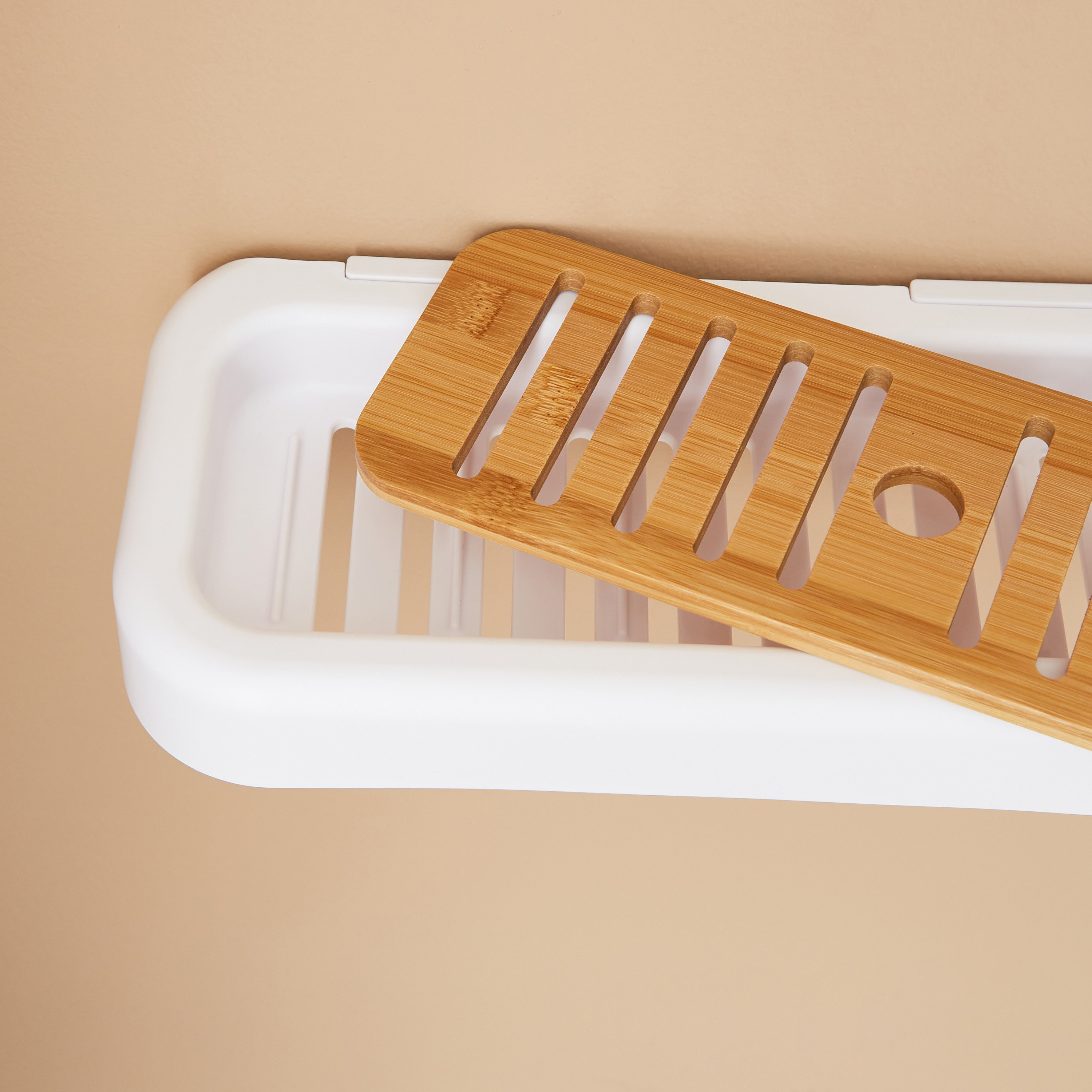 صينية حوض استحمام من هيوجو - 30x13x4 سم-hbxdecorandfurnishings-bathroomaccessories-bathroomsets-image-3