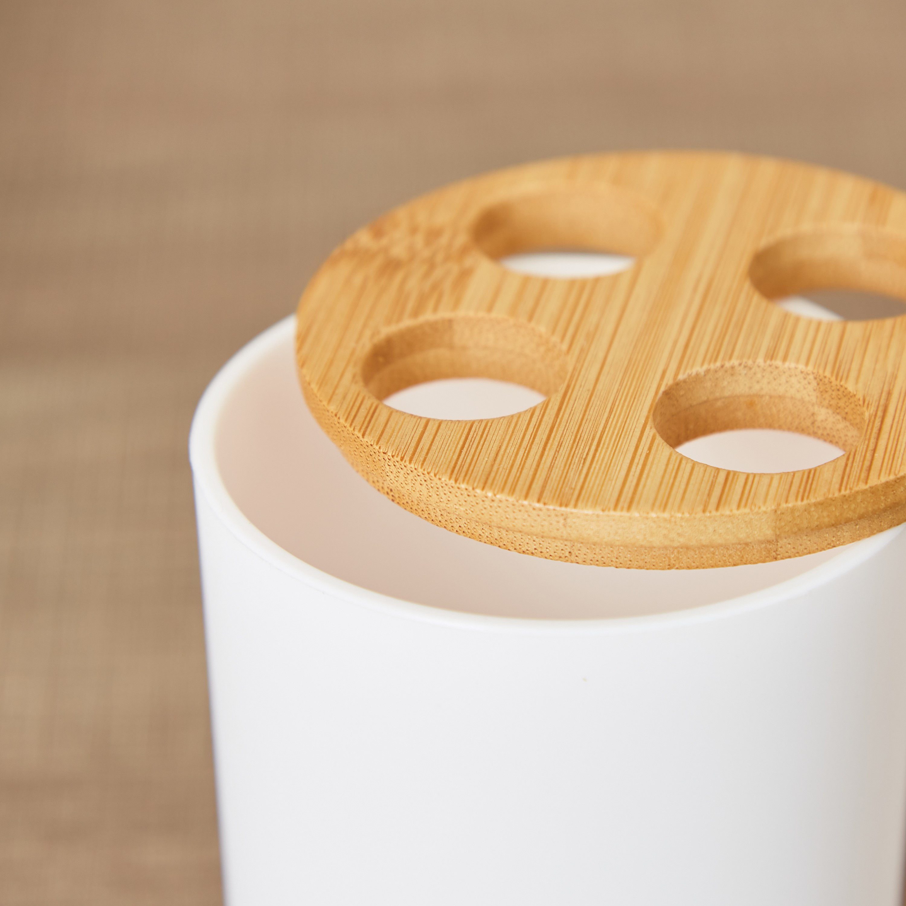 Hugo Toothbrush Holder - 7.2x10.5 cm-hbxhomeware-hbxbathroom-image-4