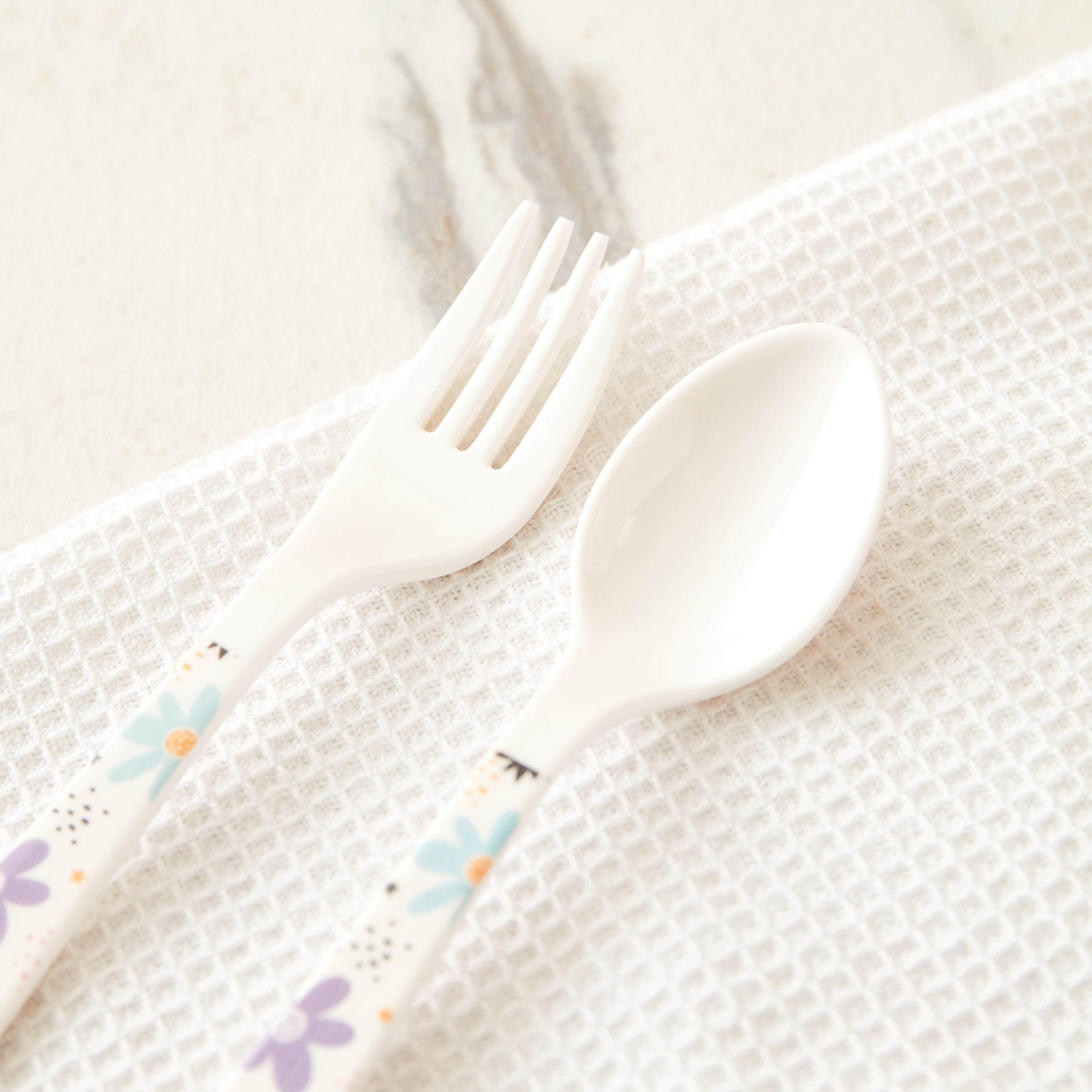 طقم أدوات مائدة ميلامين بتصميم زهور الصيف قطعتين من ترينيتي - 16 سم-hbxhomeware-hbxkidsandyouth-image-3