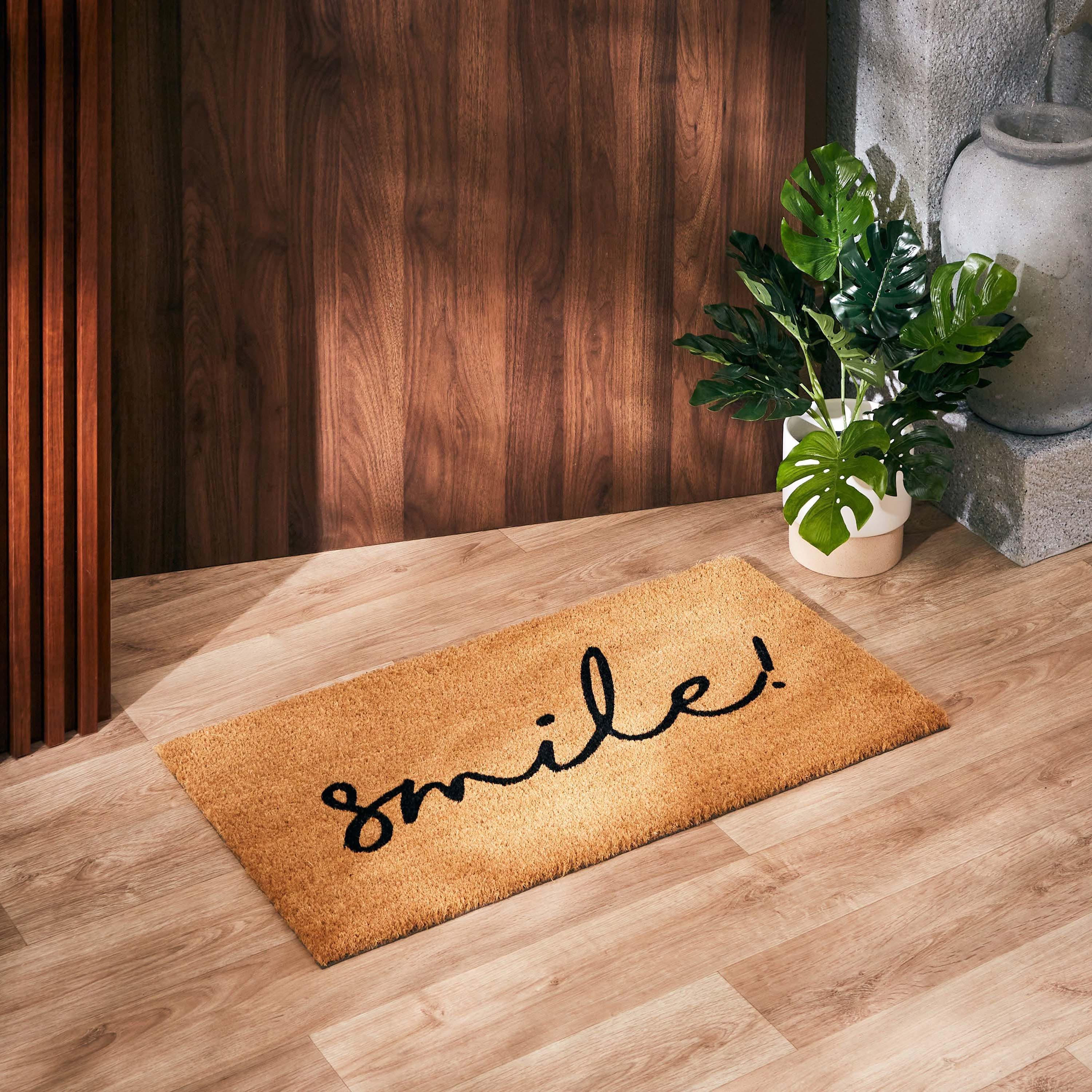 سجادة باب من ألياف جوز الهند بظهر بي في سي وطبعات- 70x45 سم-hbxhomeware-hbxlivingroom-image-1