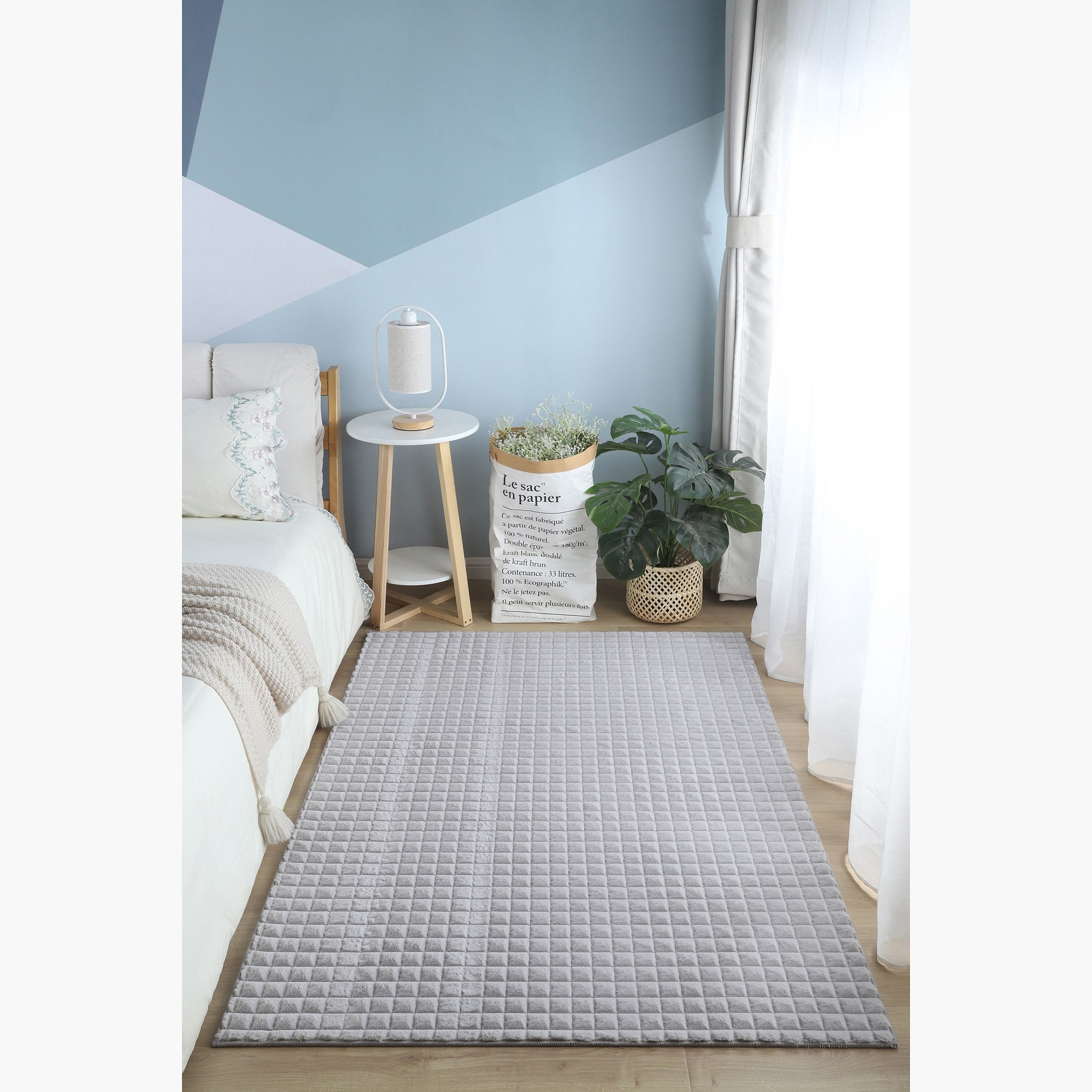 سجادة فرو أرنب بتصميم مكعبات محفورة - 110x160 سم-hbxdecorandfurnishings-floorcoverings-rugs-image-1