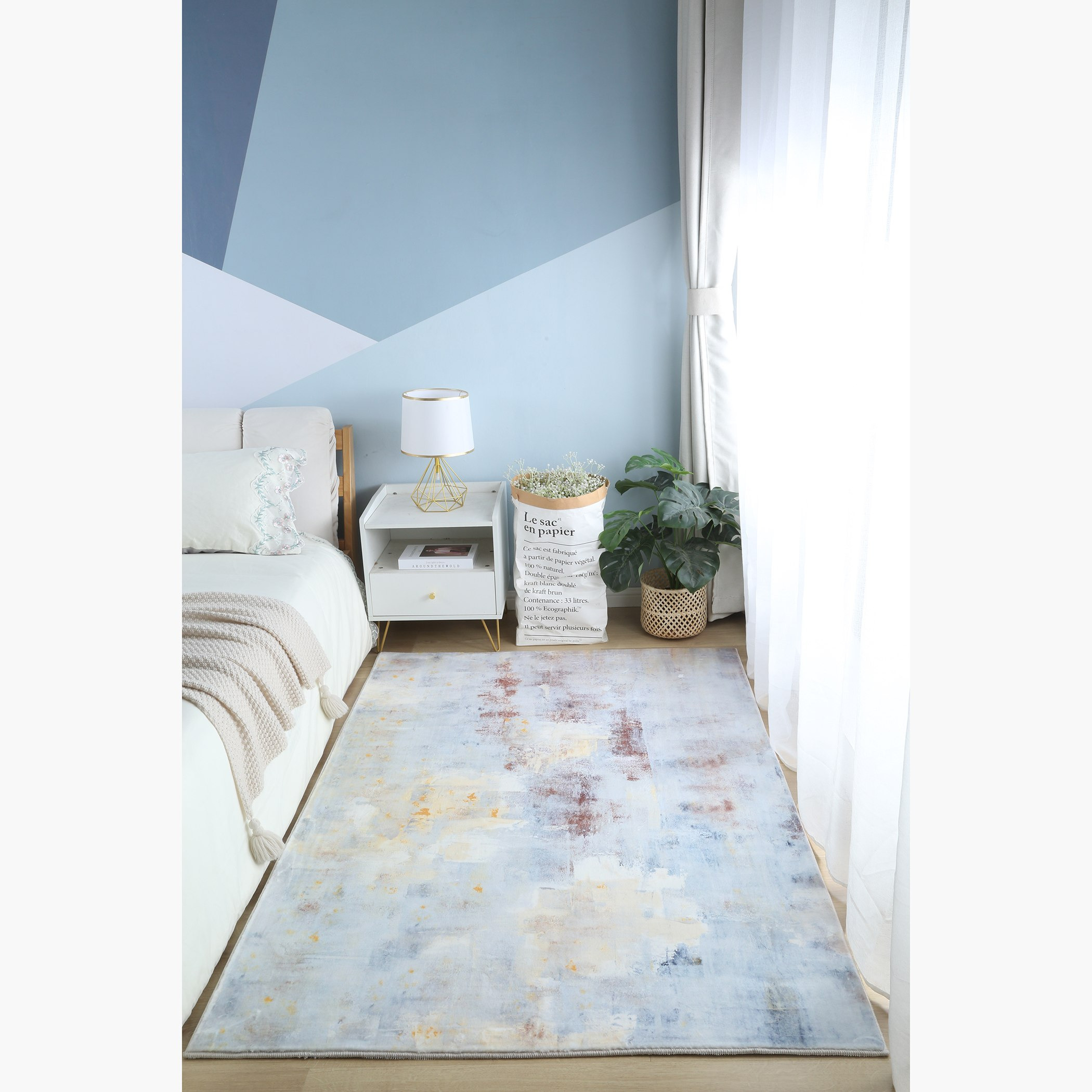 سجادة فرو مخمليّة بطبعات من ميلان إيفيلين - 120x170 سم-hbxdecorandfurnishings-floorcoverings-rugs-image-1