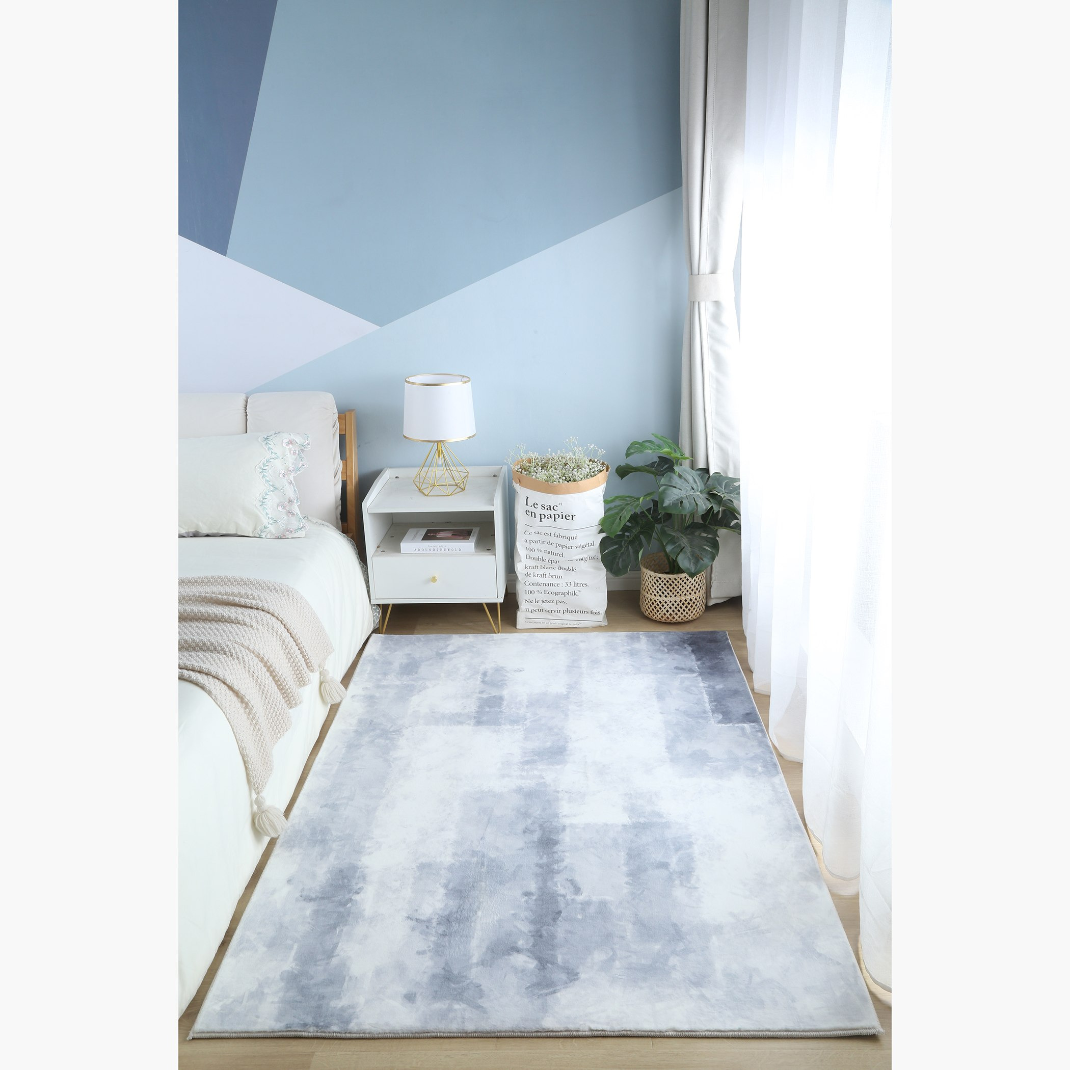 سجادة فرو مخمليّة بطبعات من ميلان كاميلا - 120x170 سم-hbxdecorandfurnishings-floorcoverings-rugs-image-1