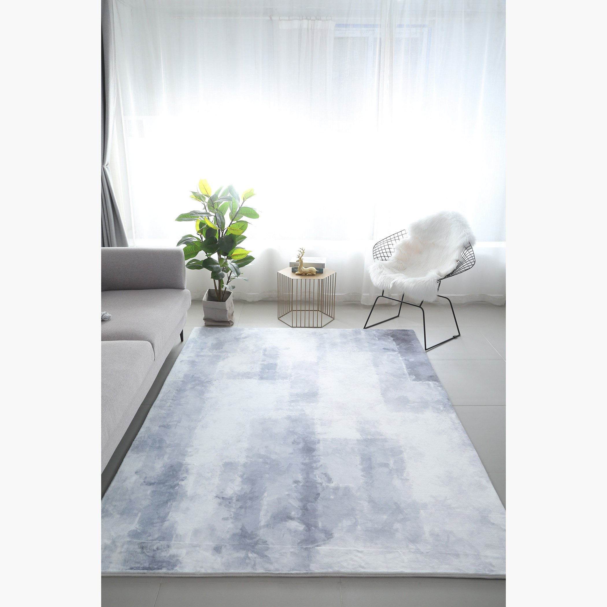 سجادة فرو مخمليّة بطبعات من ميلان كاميلا - 160x230 سم-hbxdecorandfurnishings-floorcoverings-rugs-image-1