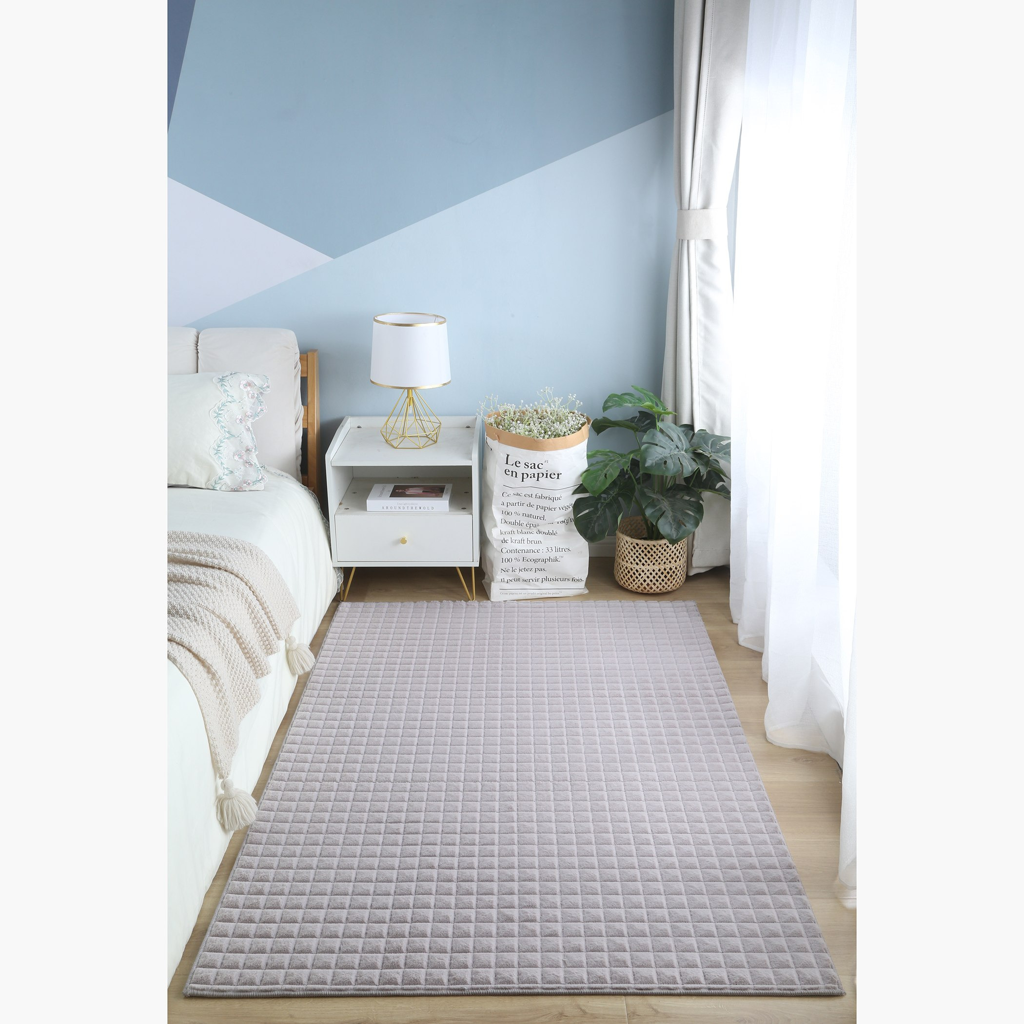 سجادة فرو أرنب بتصميم مكعبات محفورة - 110x160 سم-hbxdecorandfurnishings-floorcoverings-rugs-image-1