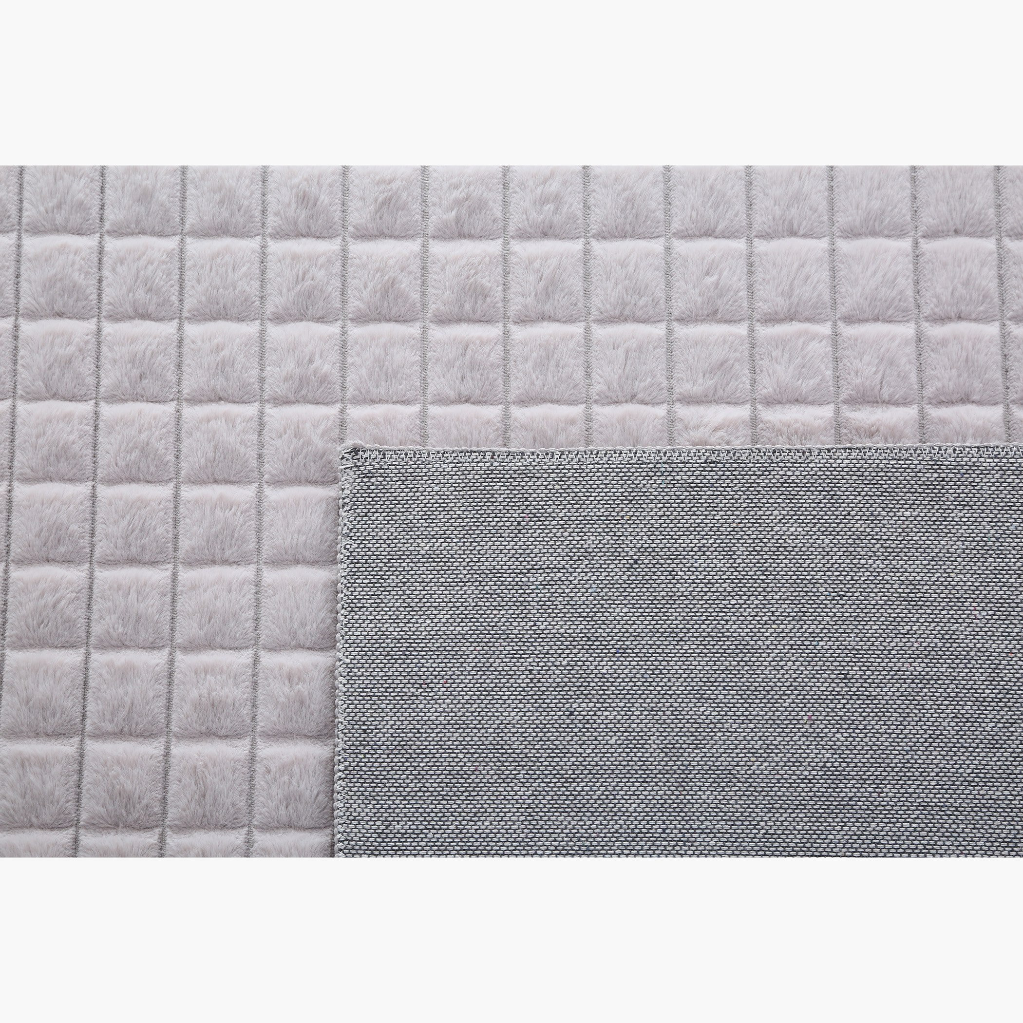 سجادة فرو أرنب بتصميم مكعبات محفورة - 150x200 سم-hbxdecorandfurnishings-floorcoverings-rugs-image-3
