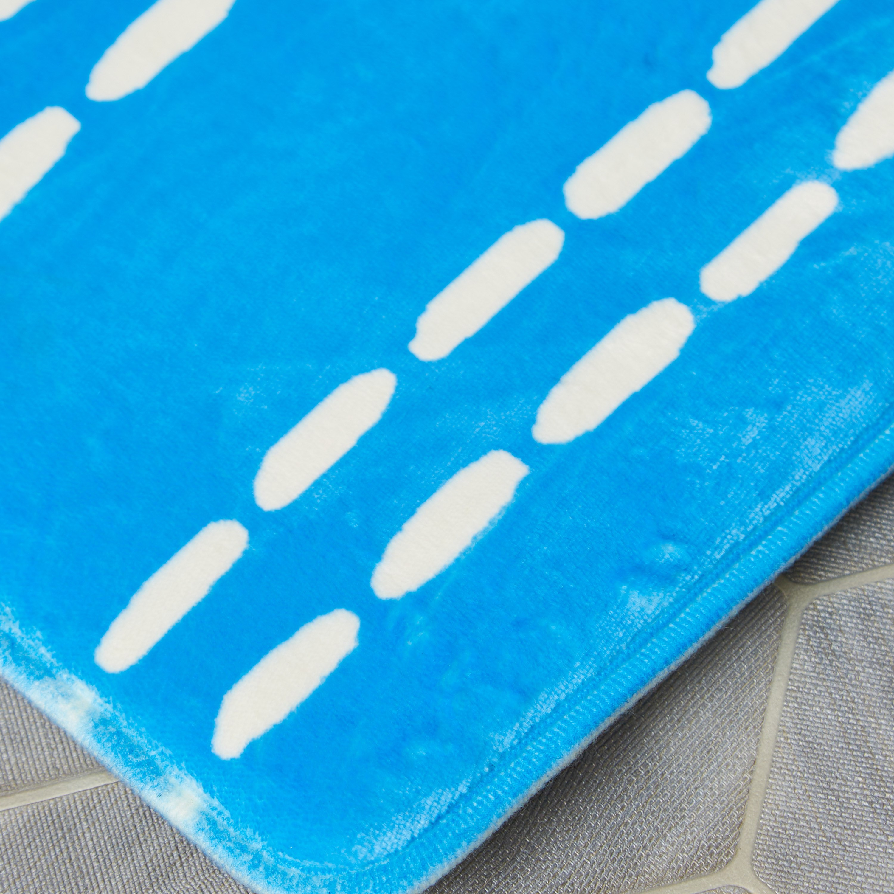 سجادة حمّام من الإسفنج الحسّاس للضغط من جيون - 40x60 سم-hbxhomeware-kidsessentials-kidsbathmatsandtubmats-image-3