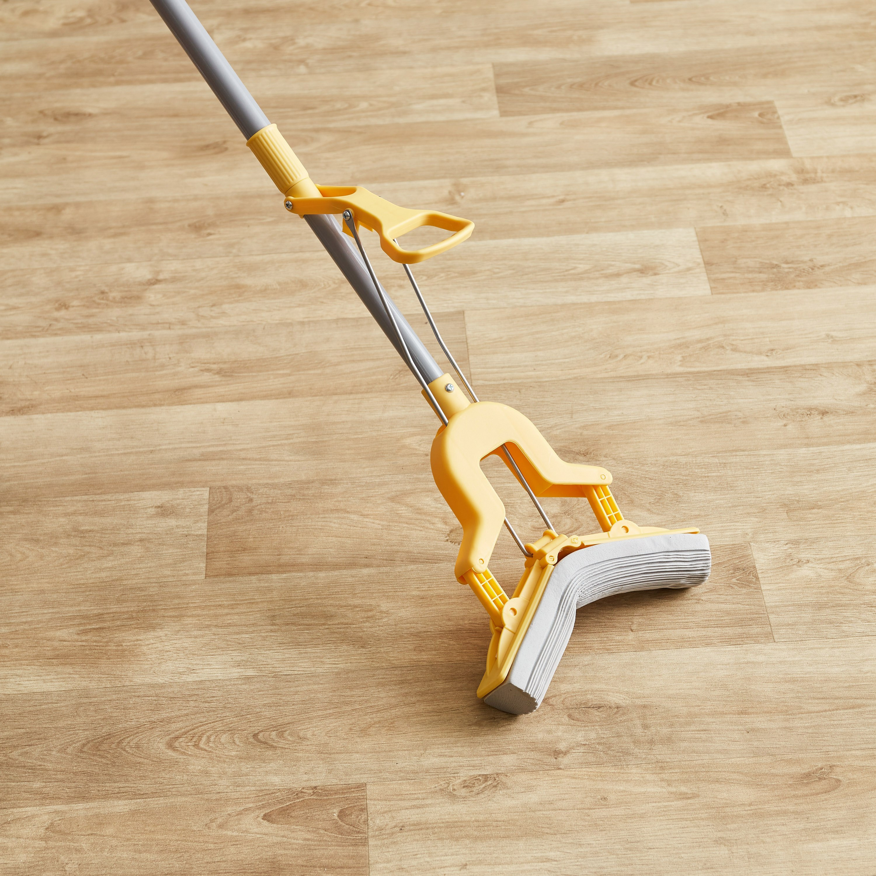 Alina Butterfly Mop with One Refill - 120x27 cm-hbxbathroom-laundry-cleaningaccessories-image-6