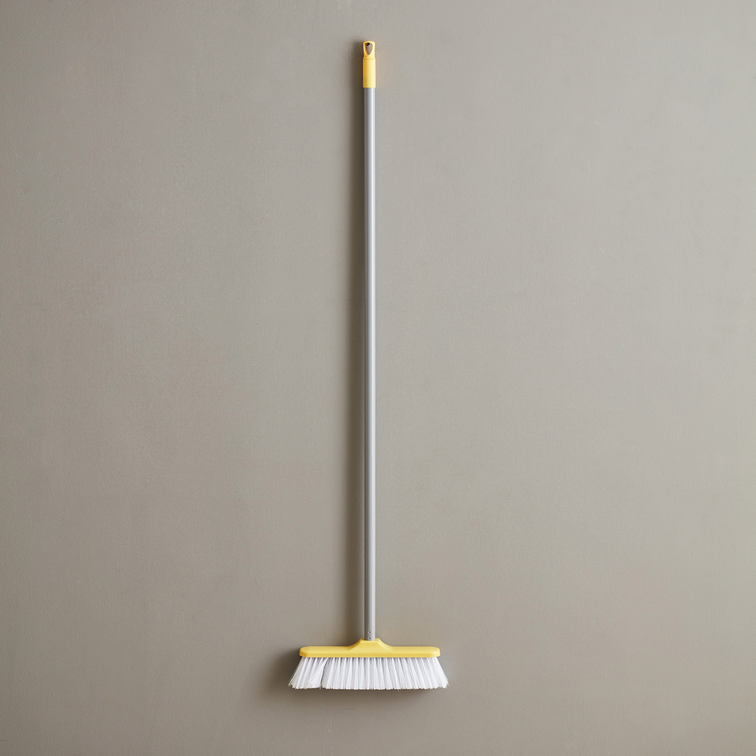 مقشة إيفا بمقبض معدني من ألينا - 120 سم-hbxbathroom-laundry-cleaningaccessories-image-2