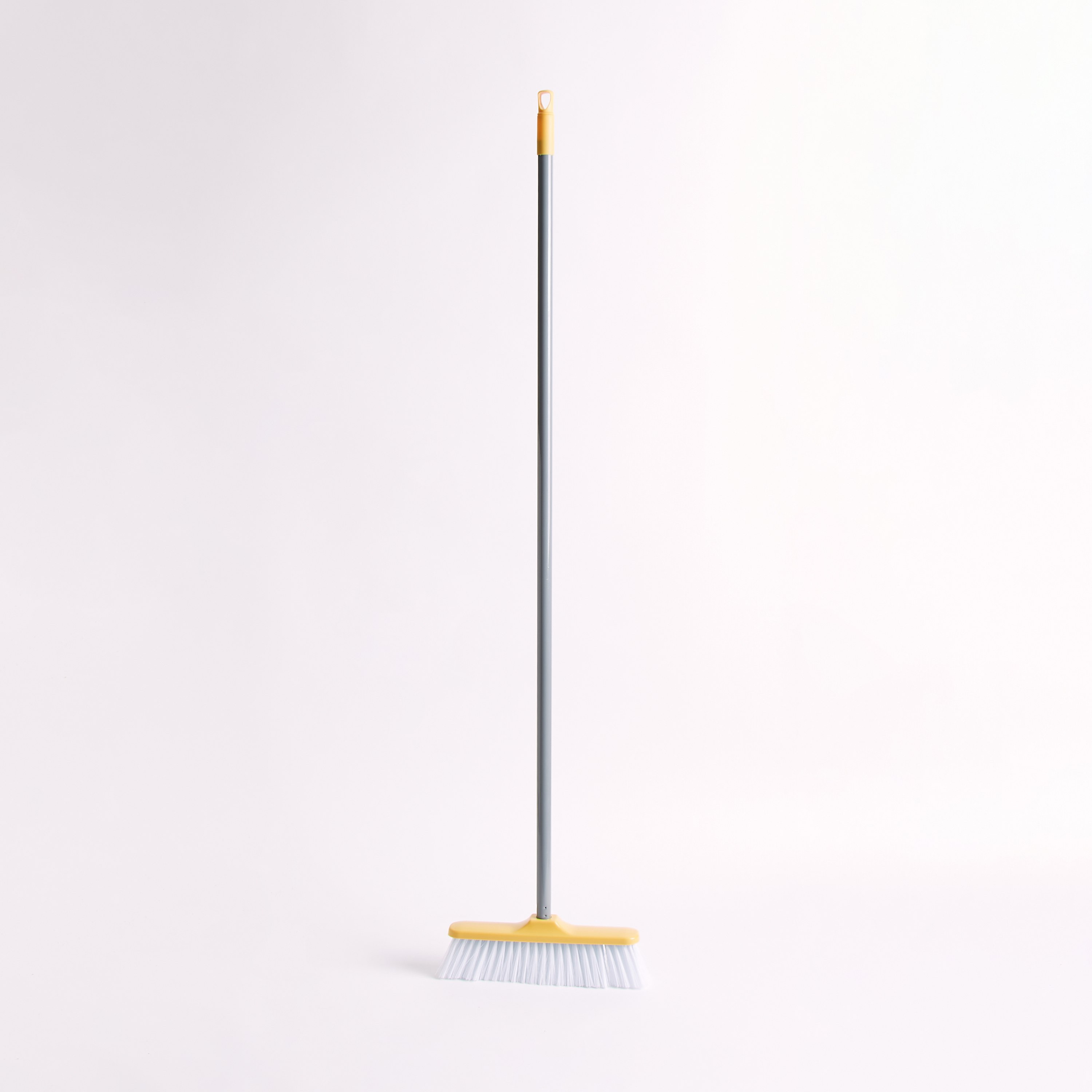 مقشة إيفا بمقبض معدني من ألينا - 120 سم-hbxbathroom-laundry-cleaningaccessories-image-6