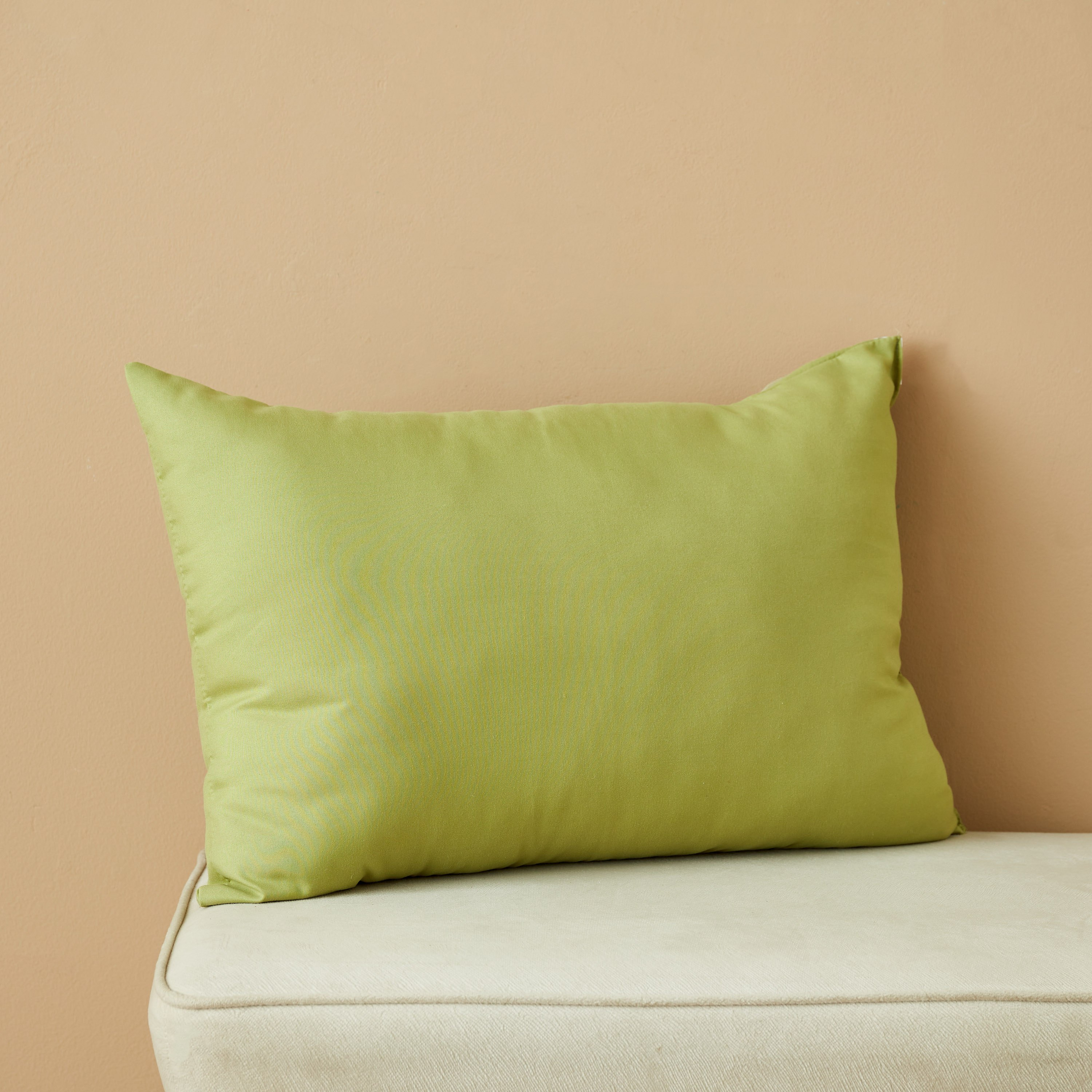 وسادة محشوة ألياف دقيقة من أكسيس - 40x60 سم-hbxlivingroom-furnishings-cushionsandcovers-filledcushions-image-1